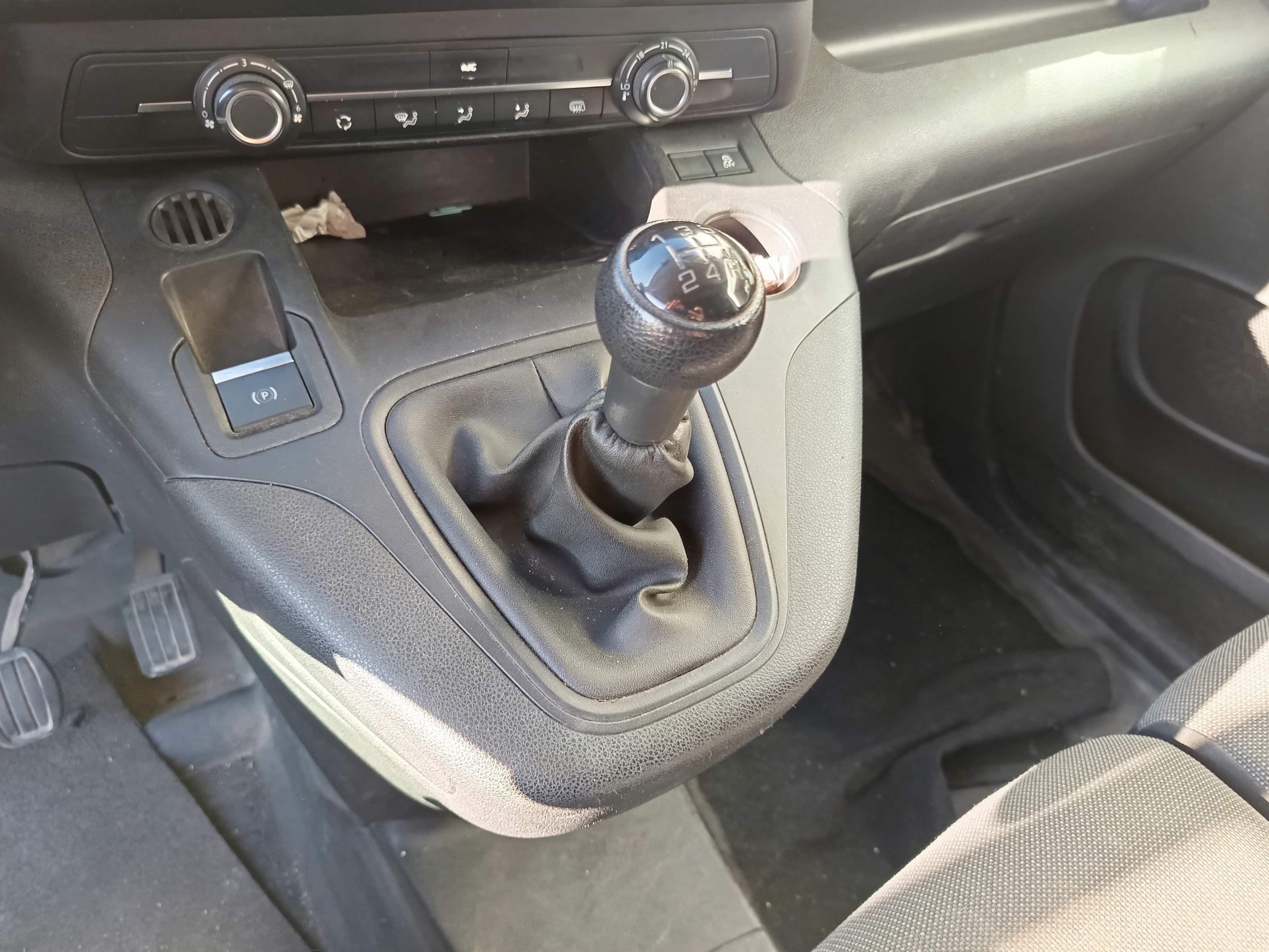 Citroën Berlingo · Ano 2019 — imagem 35