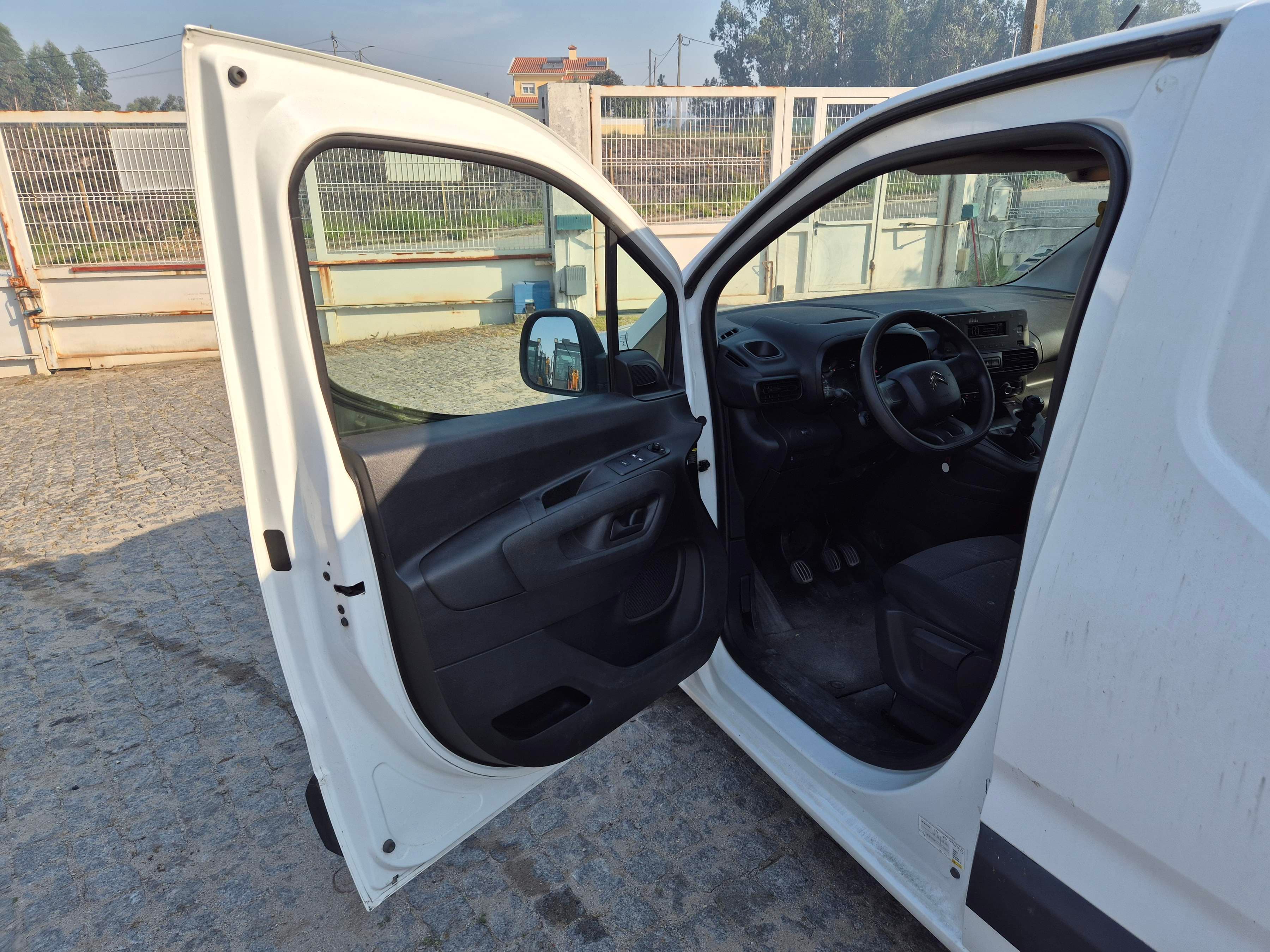 Citroën Berlingo · Ano 2019 — imagem 19