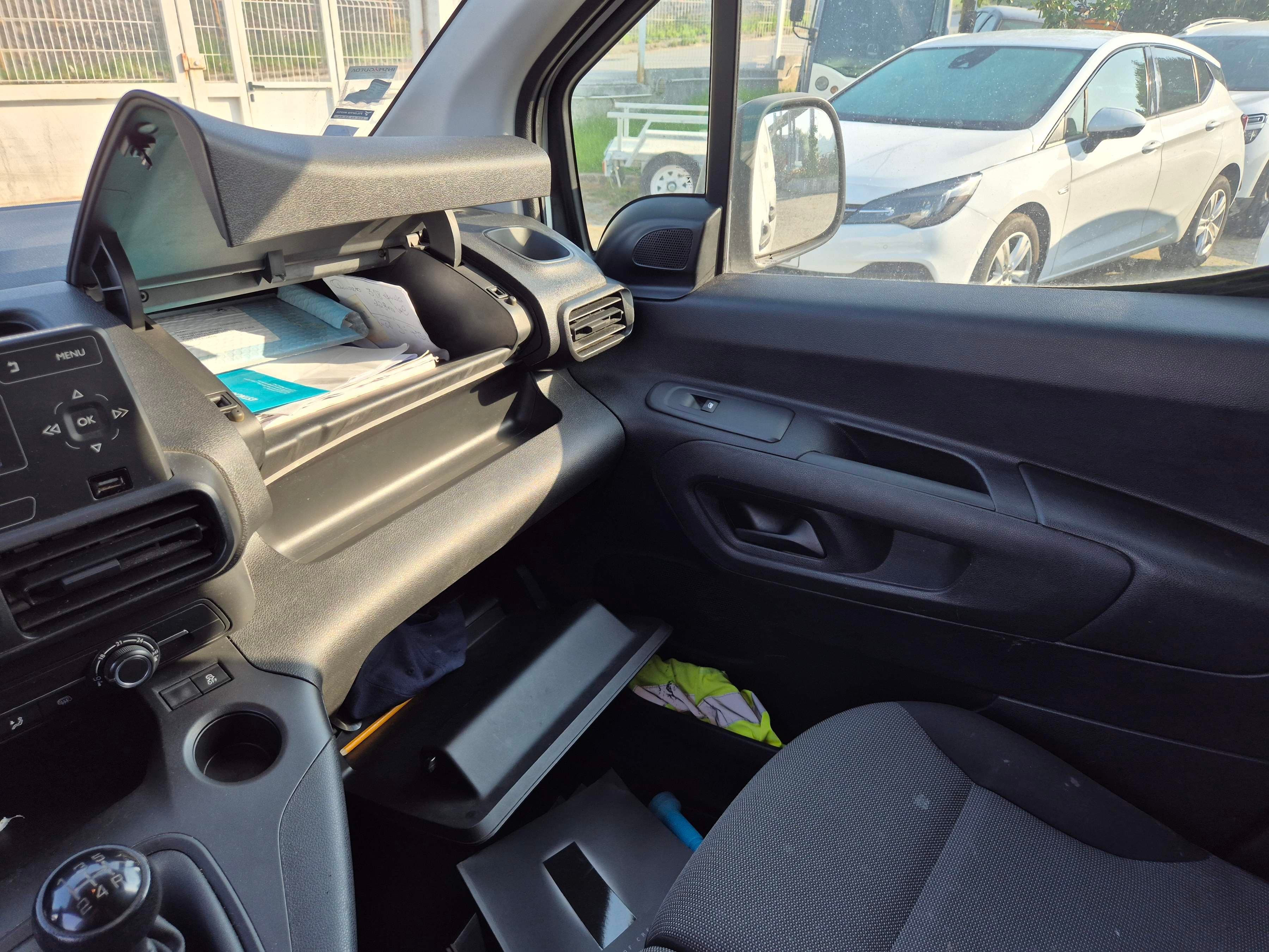 Citroën Berlingo · Ano 2019 — imagem 37