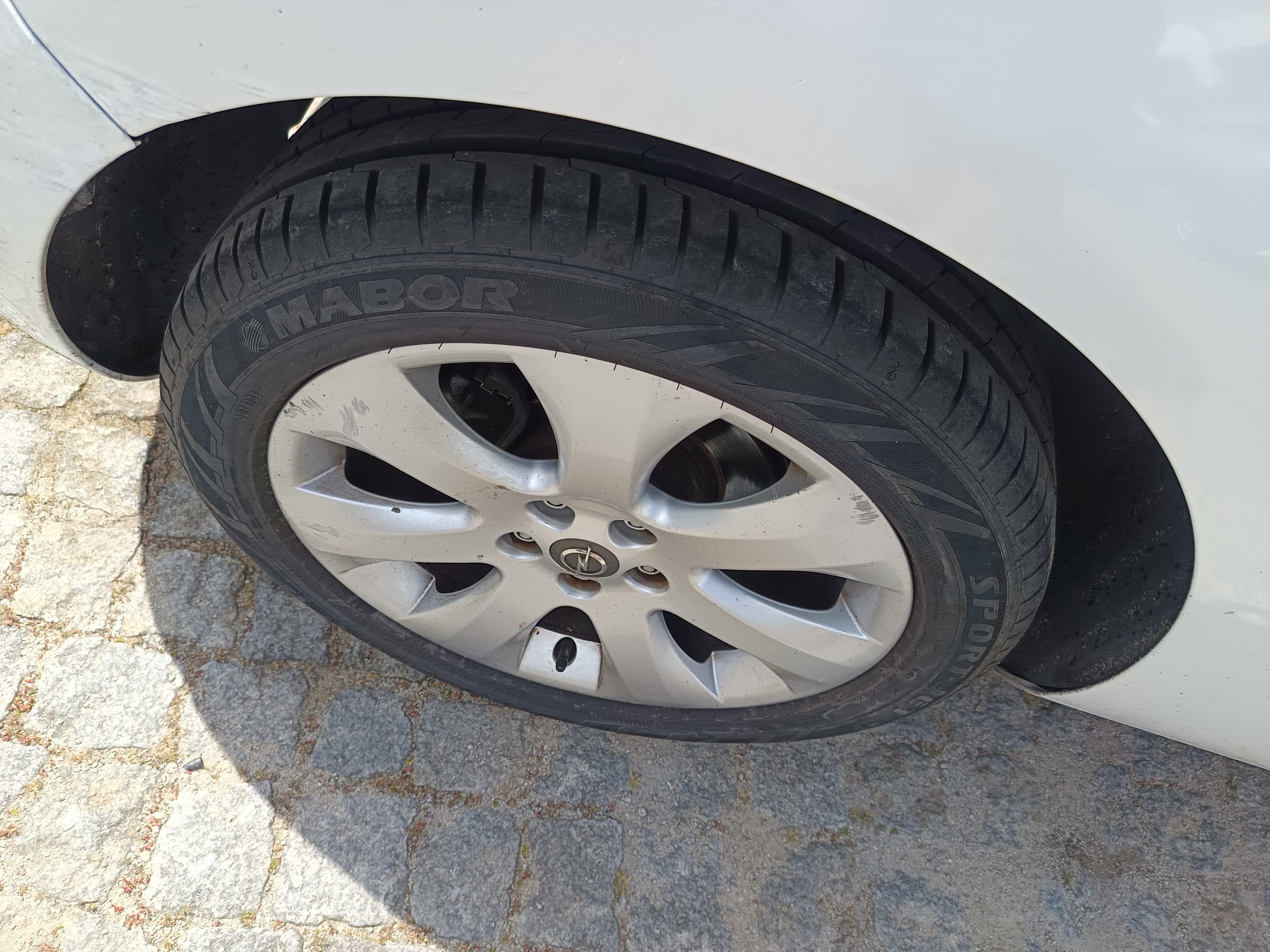 Opel Astra 1.3 CDTI · Ano 2011 — imagem 9