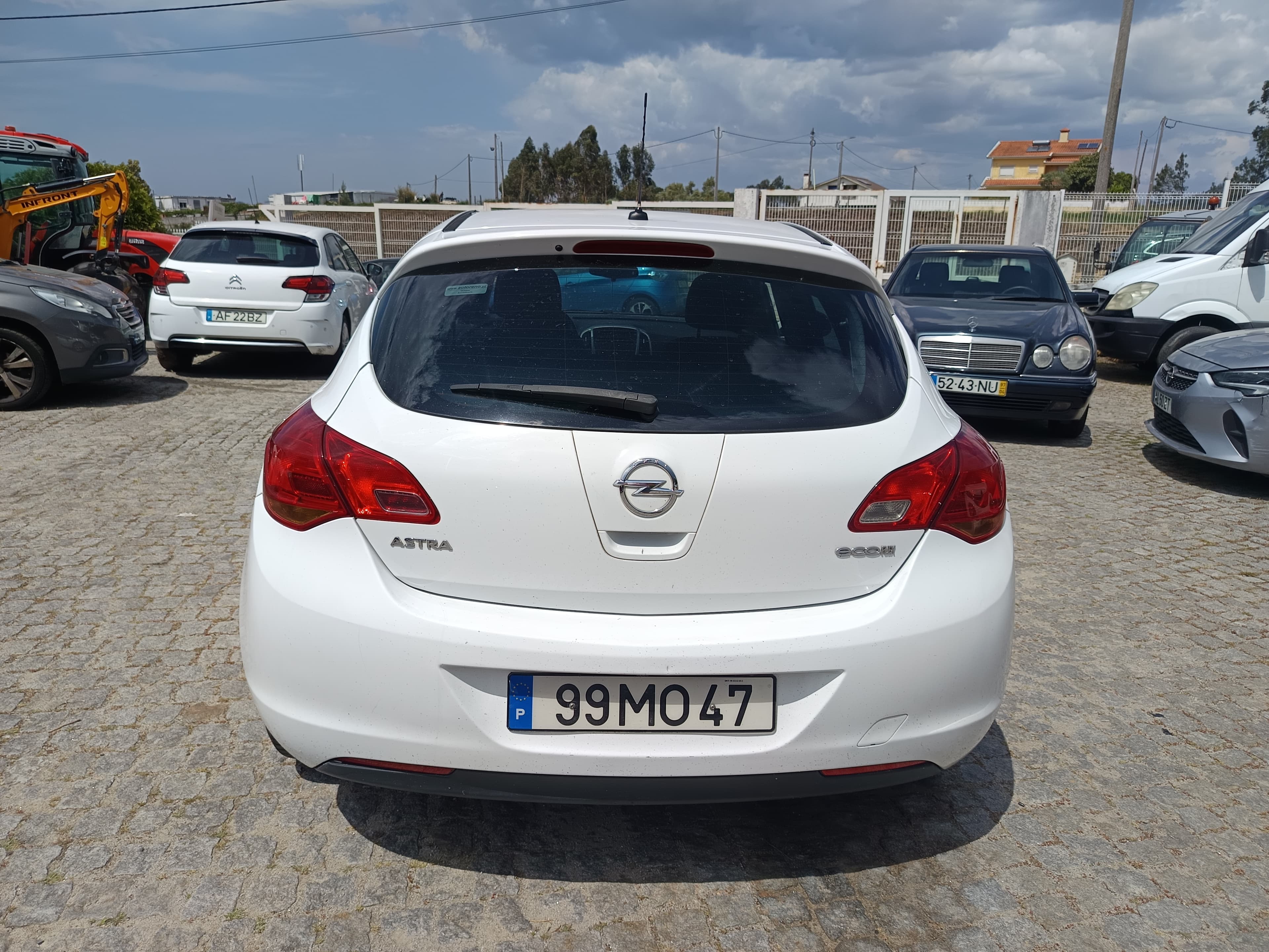 Opel Astra 1.3 CDTI · Ano 2011 — imagem 5