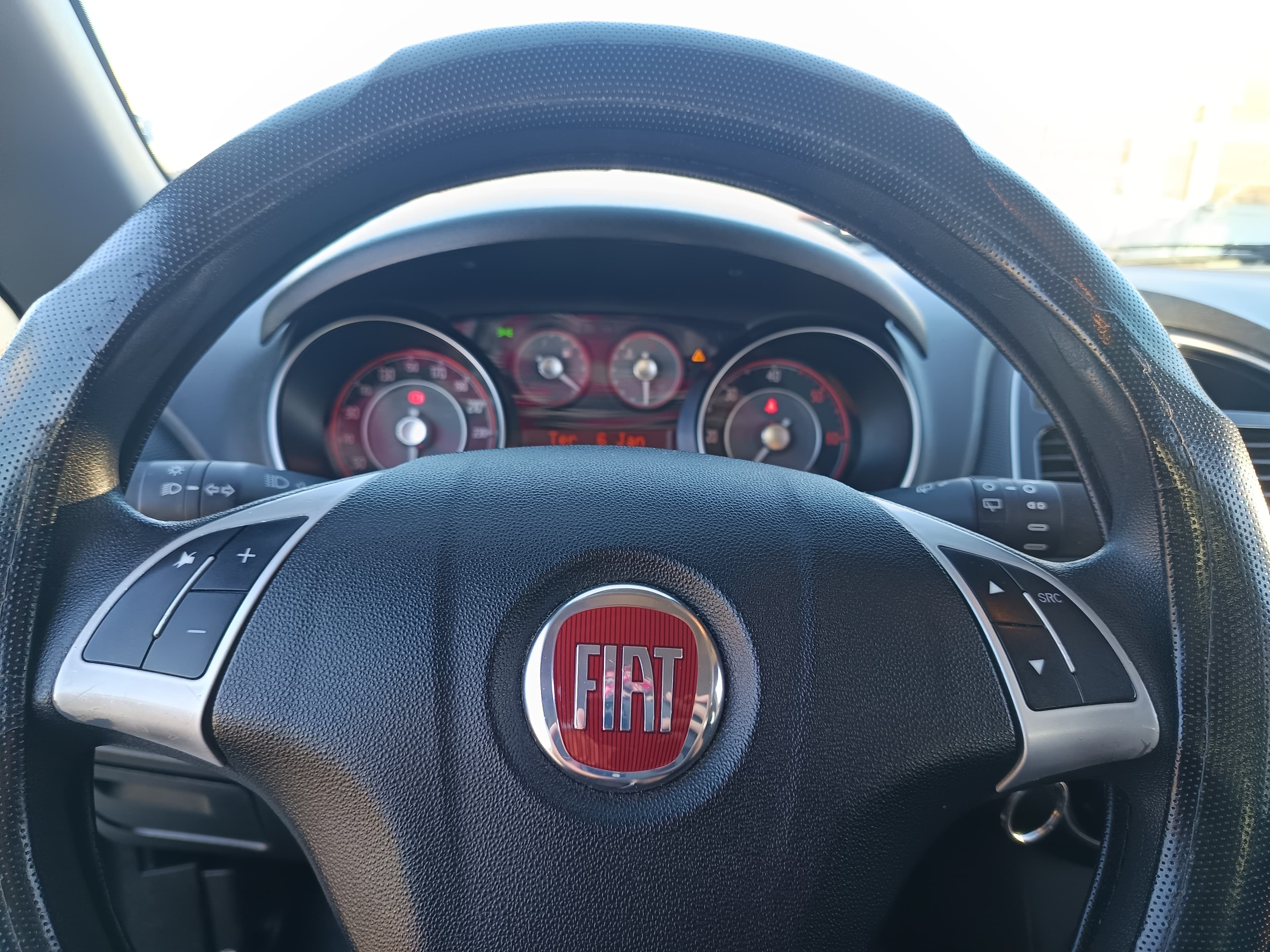 Fiat Punto · Ano 2017 — imagem 40