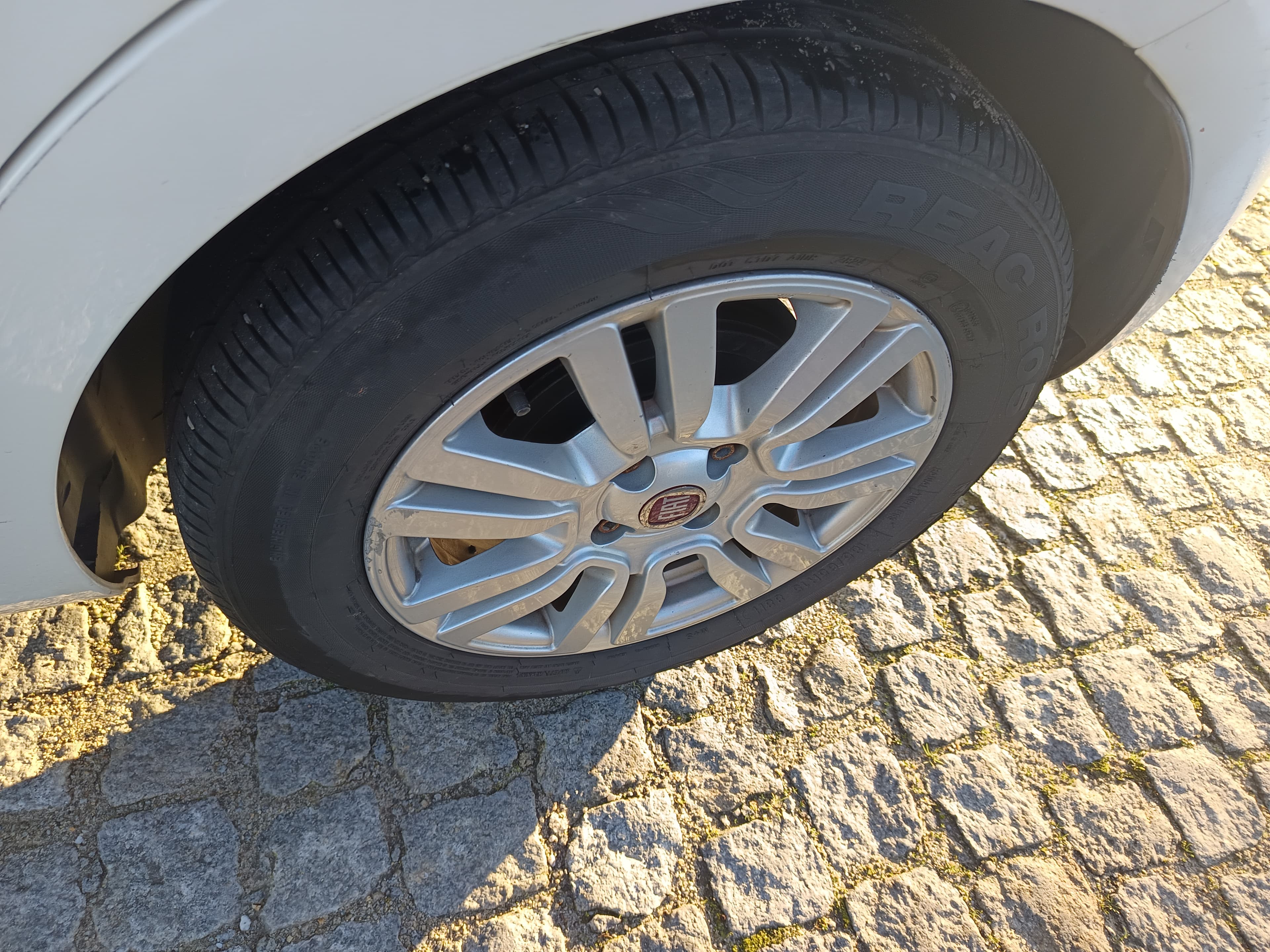 Fiat Punto · Ano 2017 — imagem 17