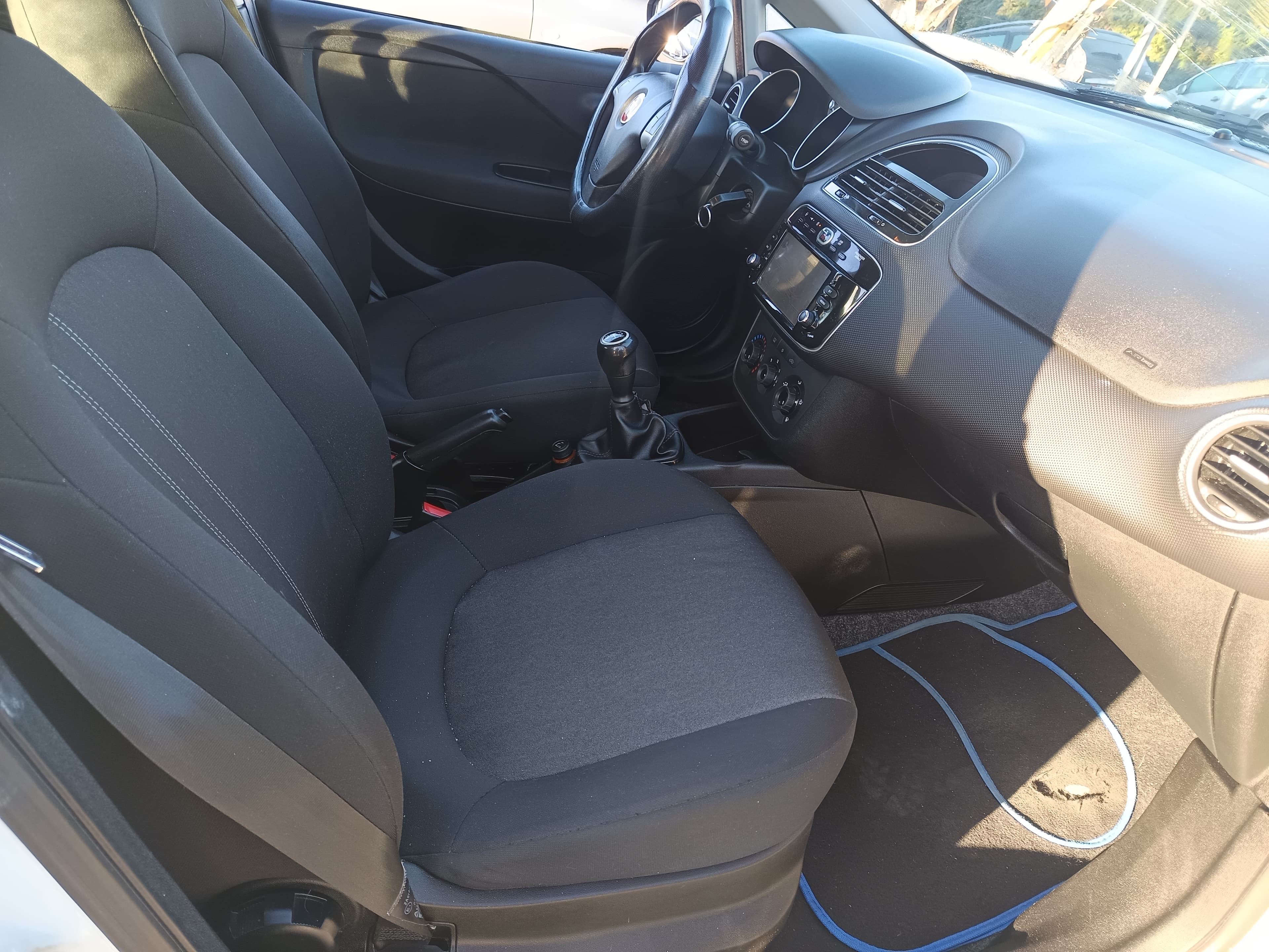 Fiat Punto · Ano 2017 — imagem 26