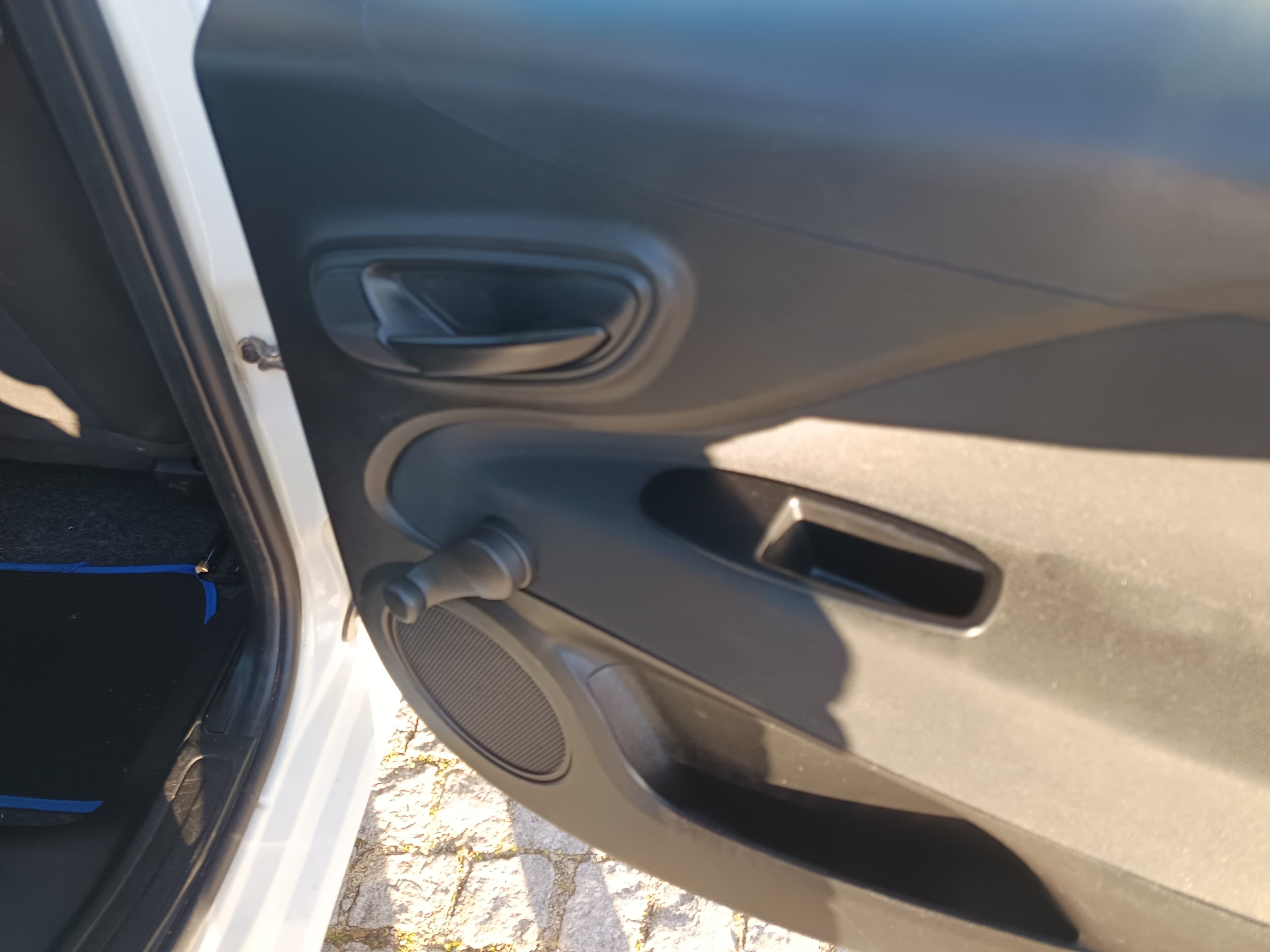 Fiat Punto · Ano 2017 — imagem 22