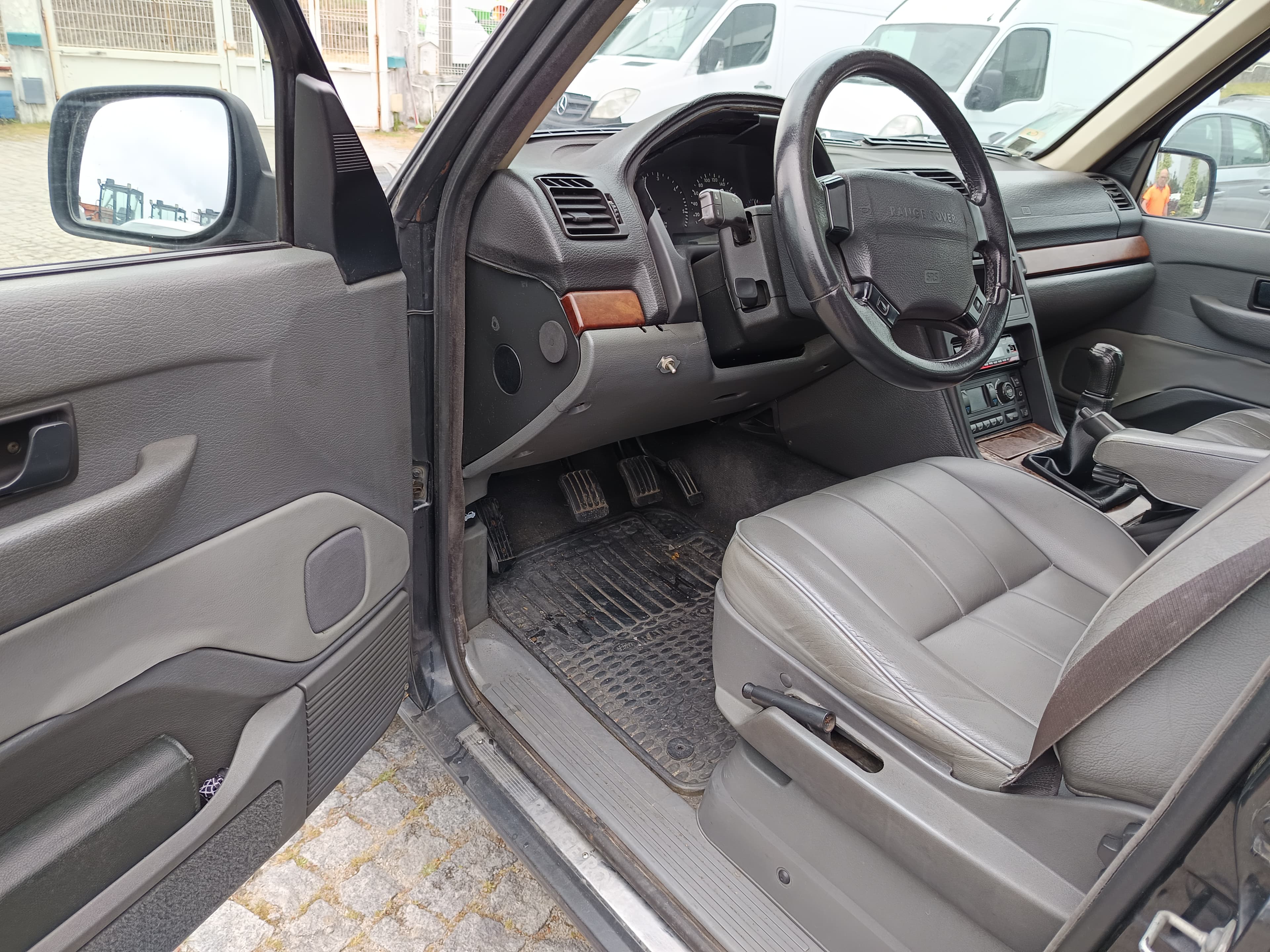 Land Rover Range Rover 2.5 DSE · Ano 1996 — image 25