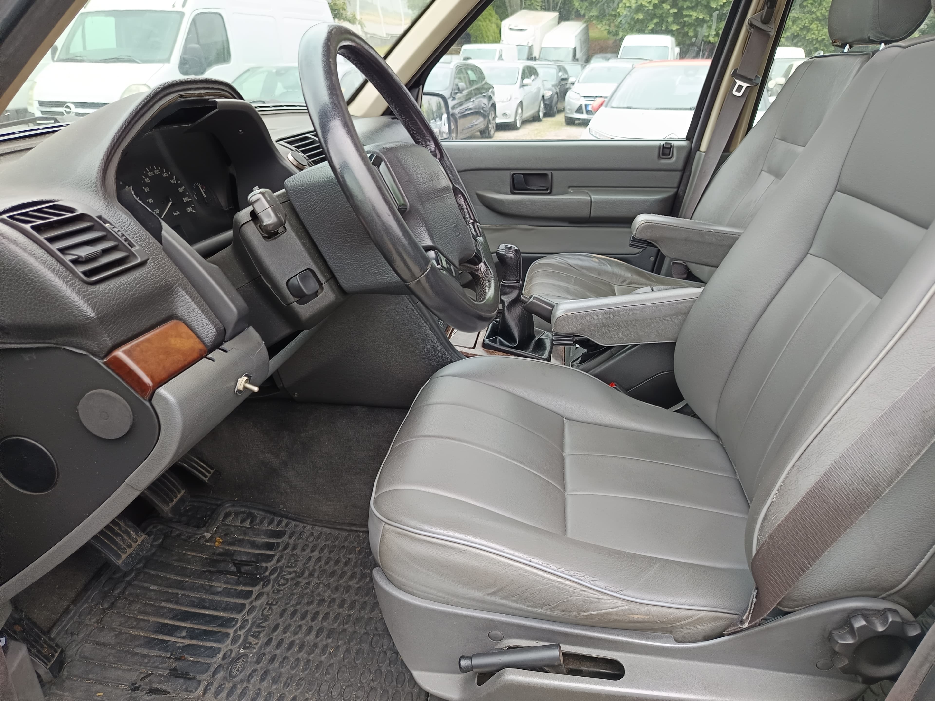 Land Rover Range Rover 2.5 DSE · Ano 1996 — image 27