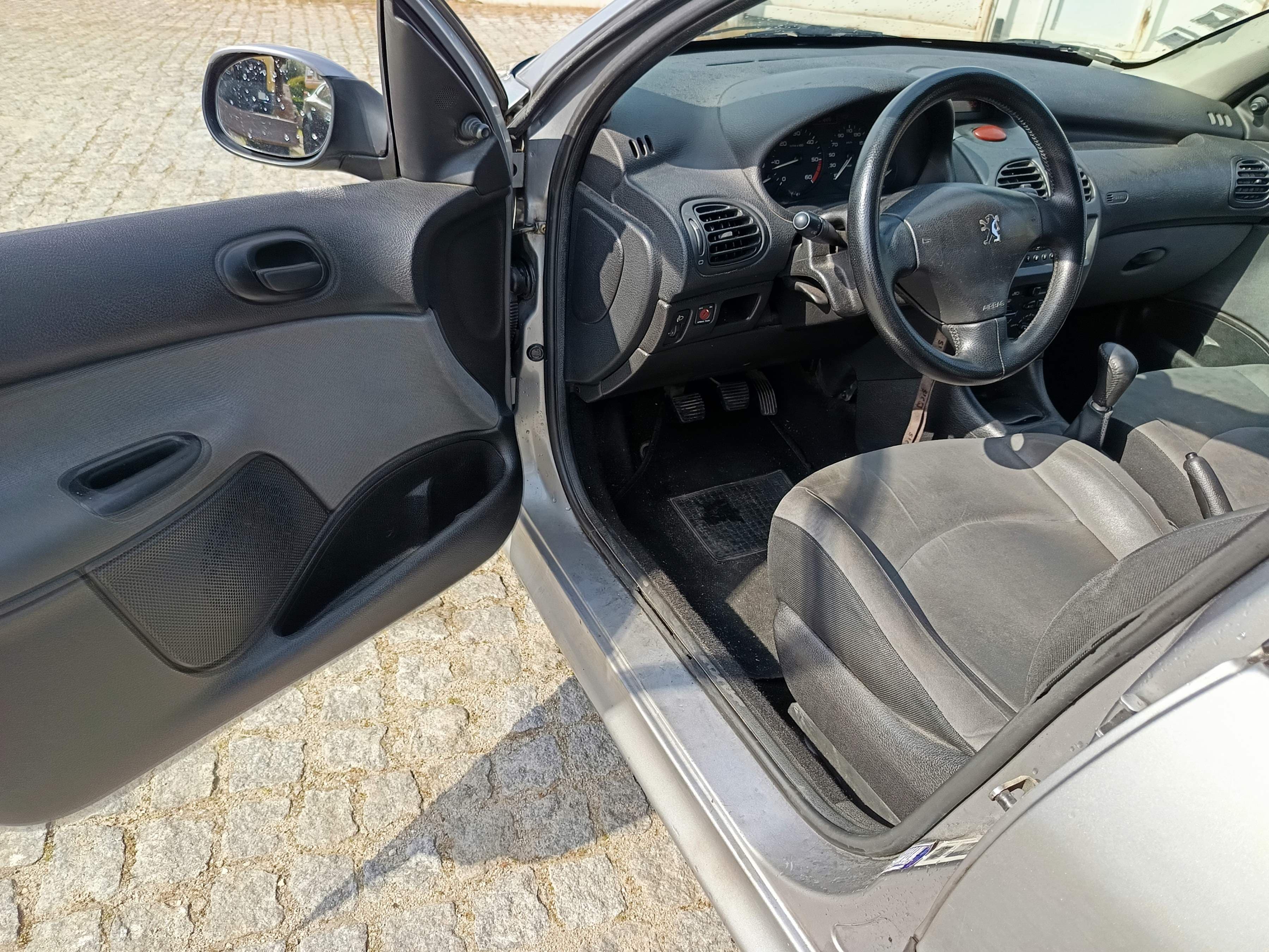 Peugeot 206 SW · Ano 2004 — imagen 29