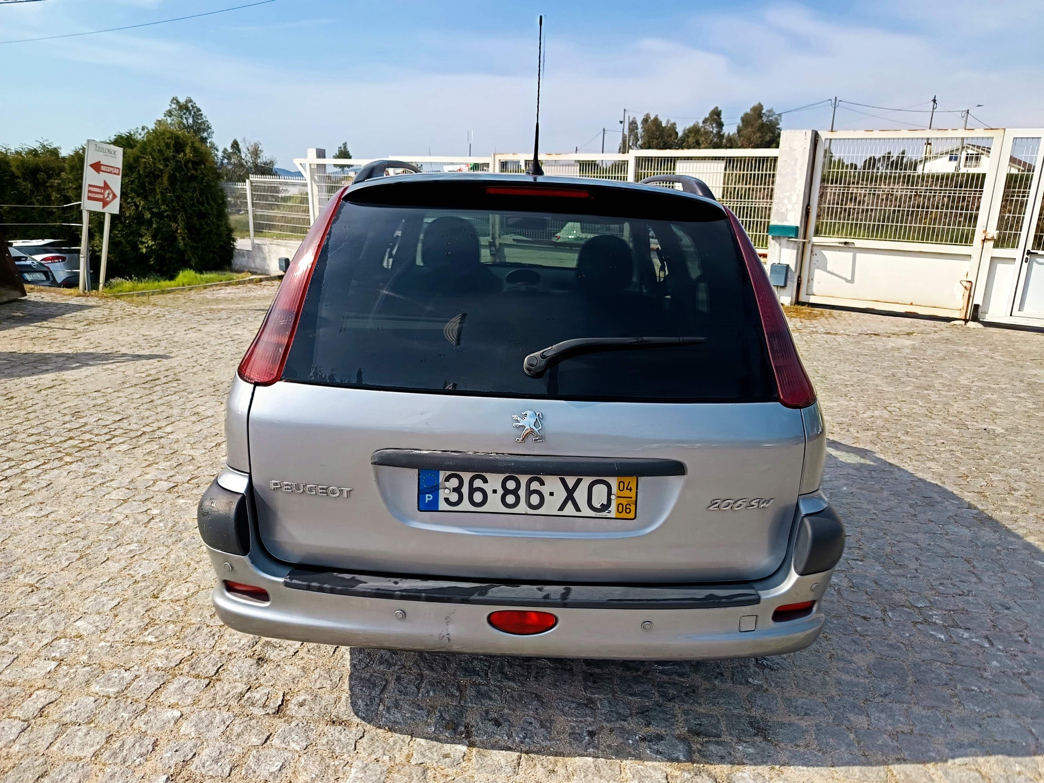 Peugeot 206 SW · Ano 2004 — imagen 5