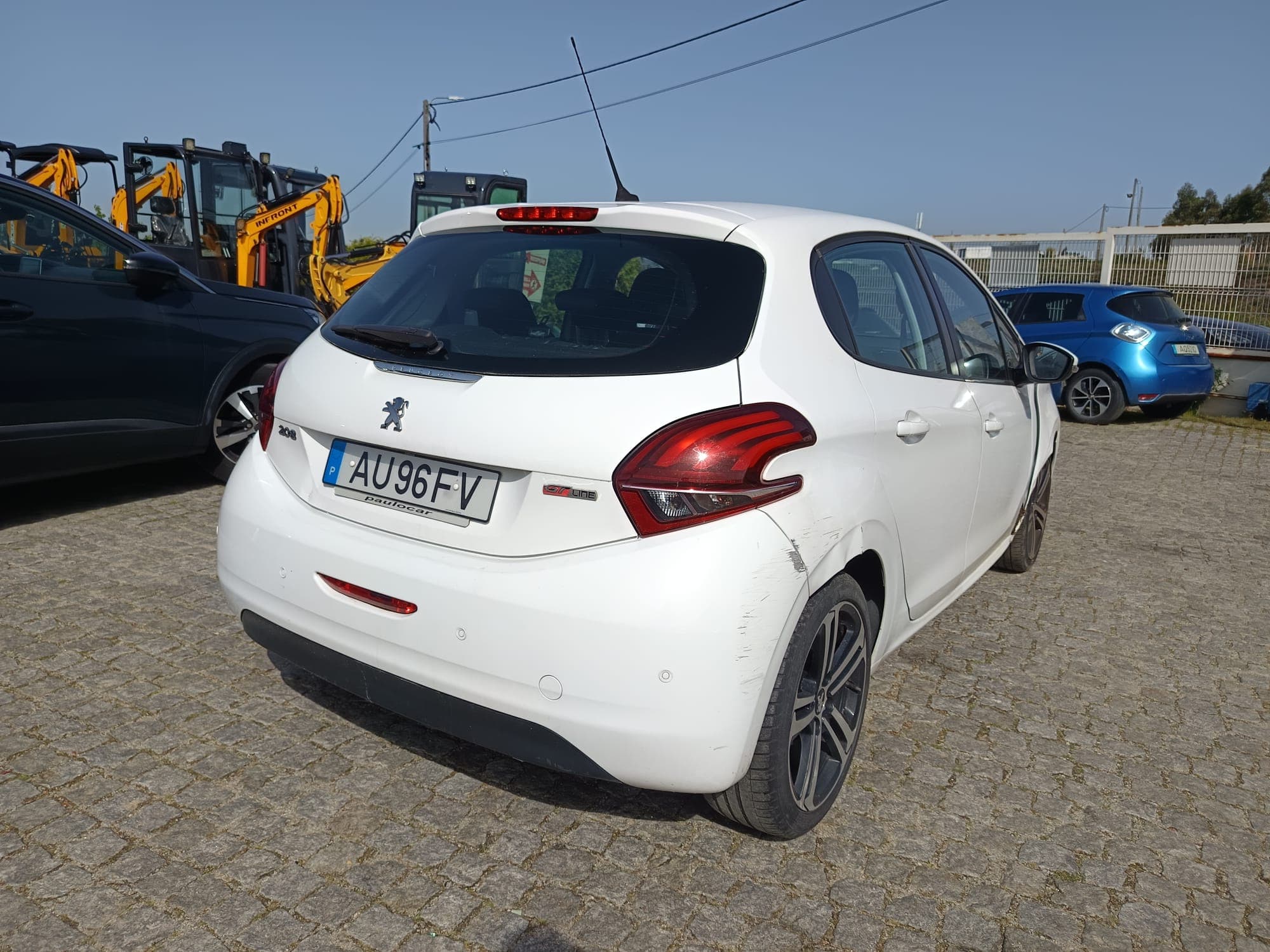 Peugeot 208 · Ano 2016 — imagem 4