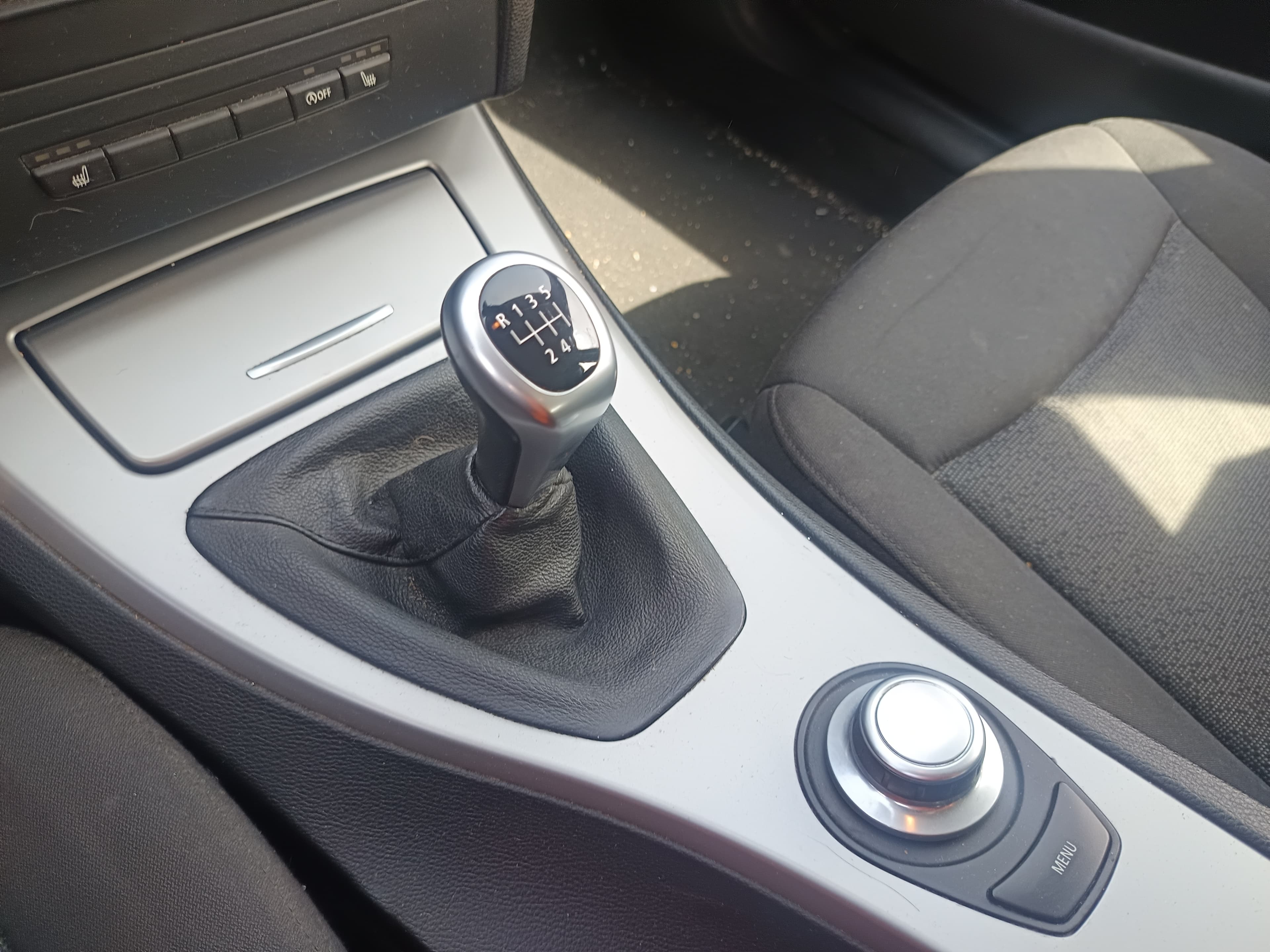 BMW 320d · Ano 2008 — image 23