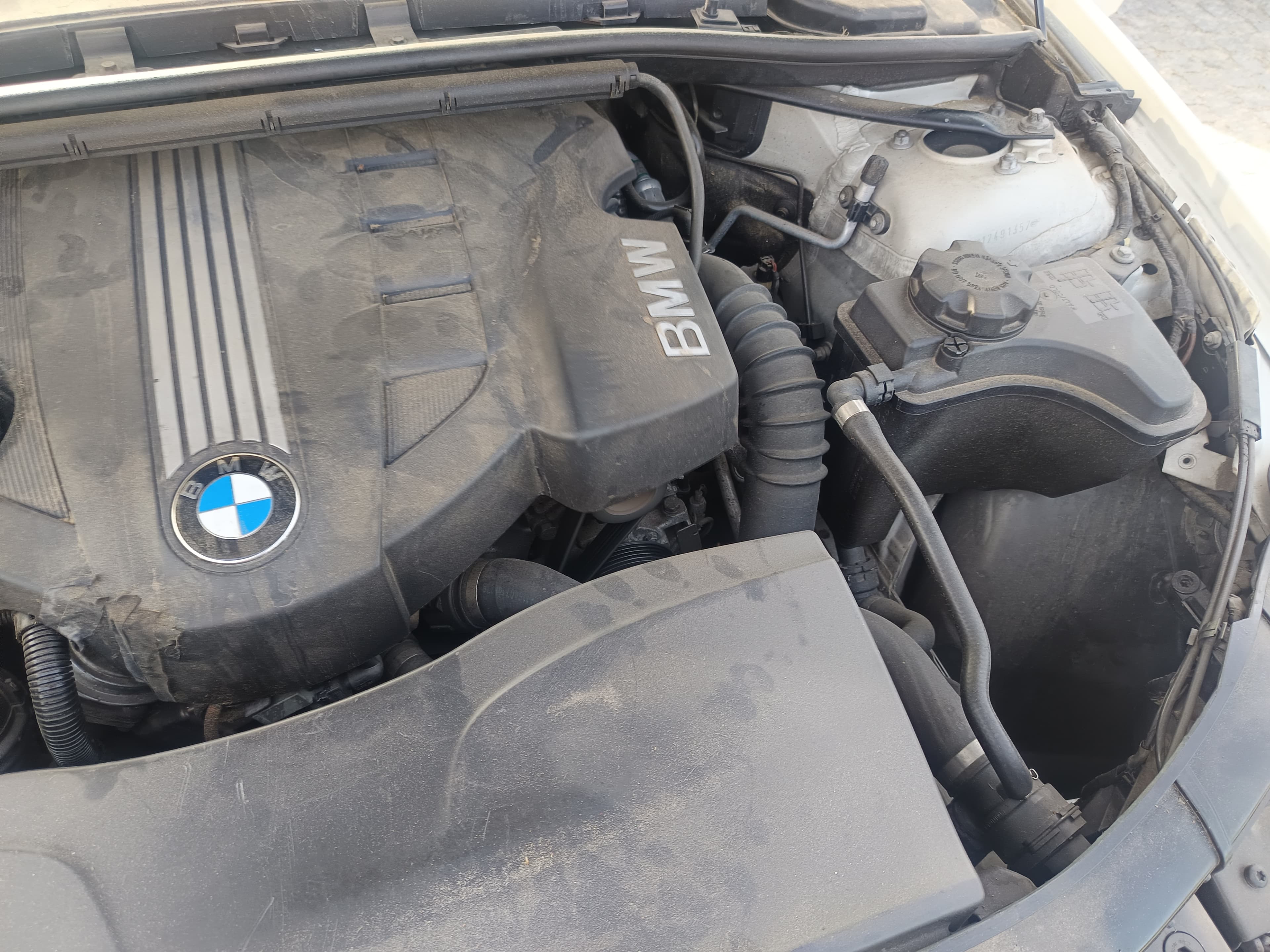 BMW 320d · Ano 2008 — image 17