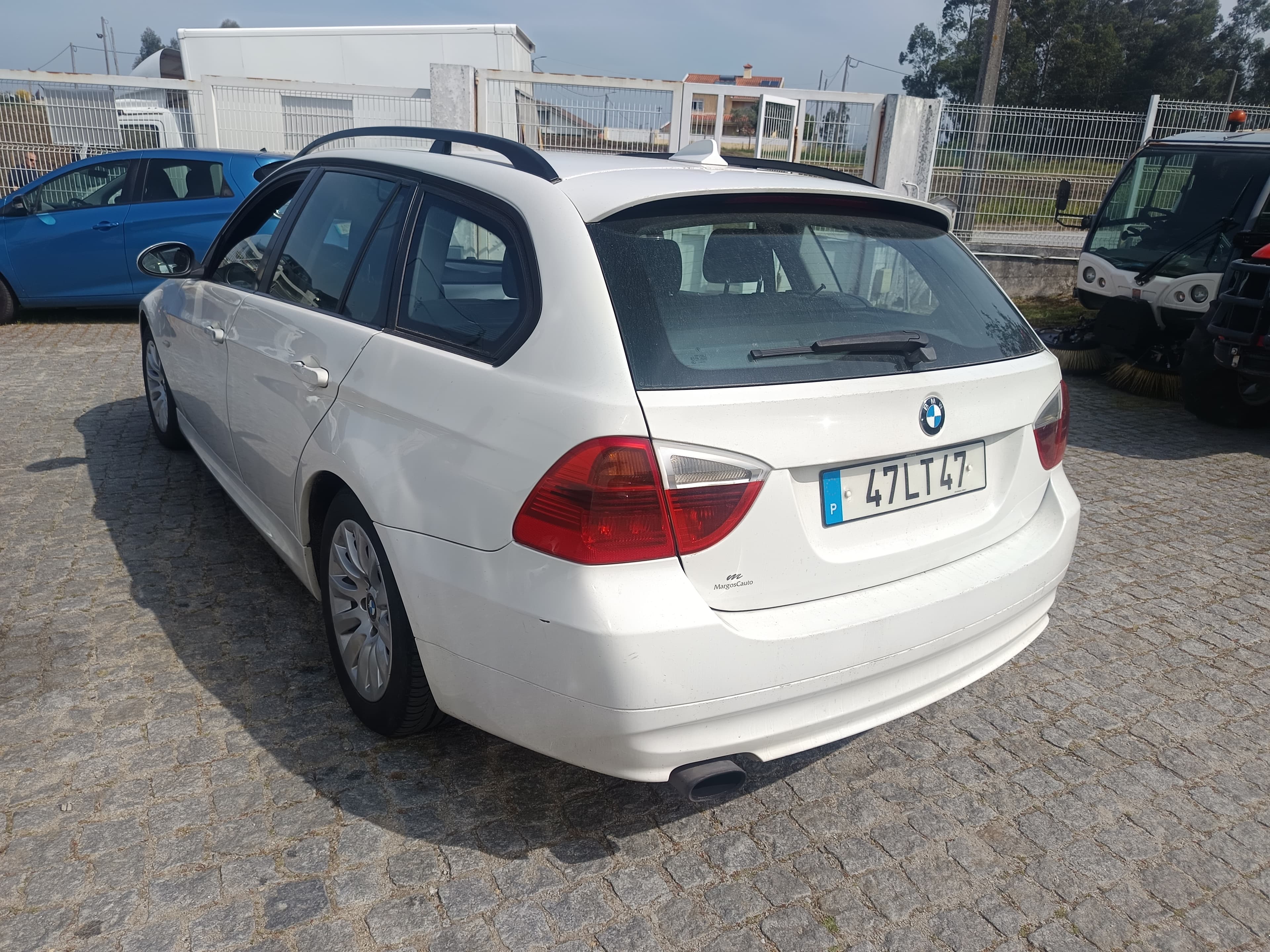 BMW 320d · Ano 2008 — image 6