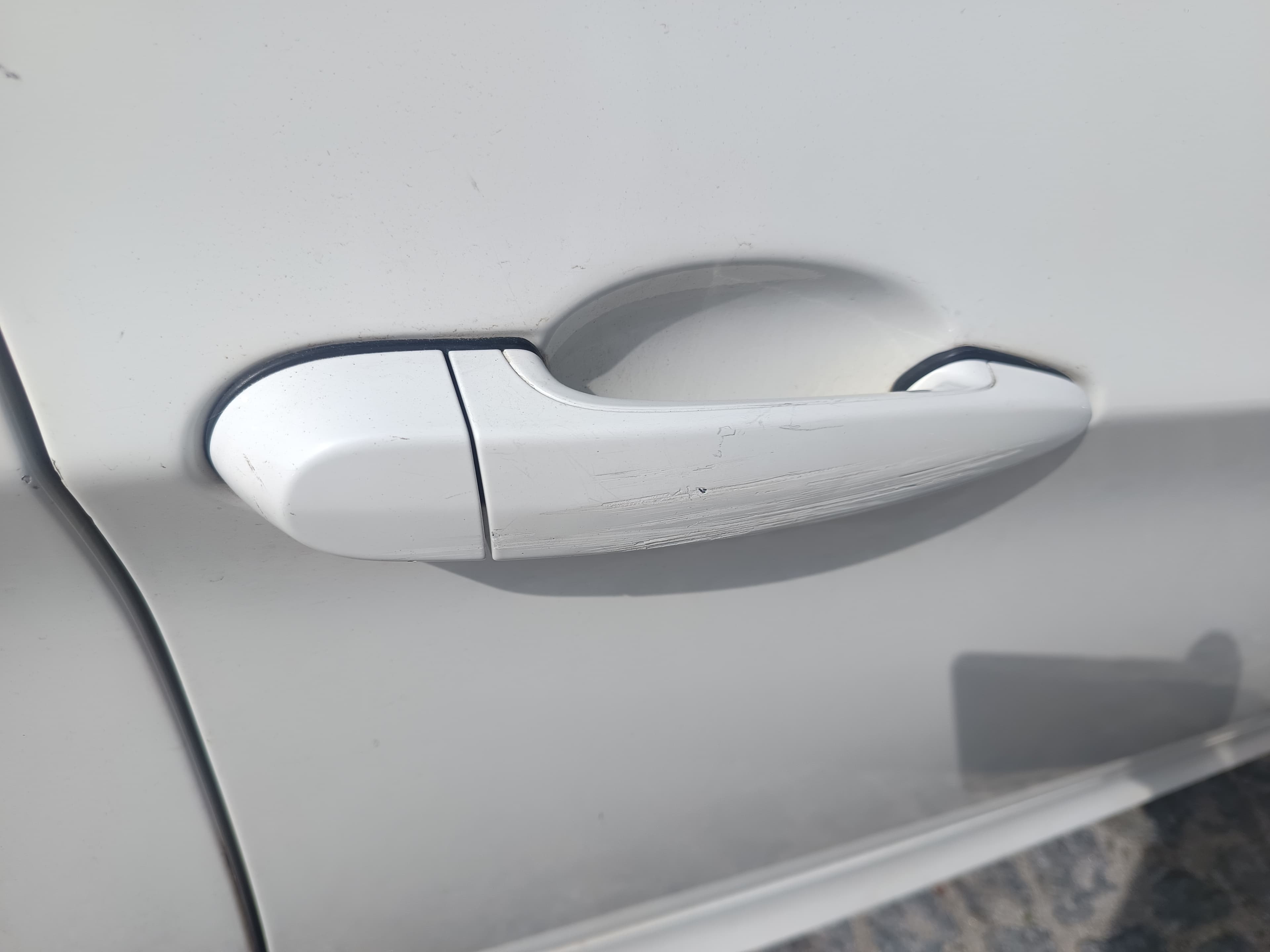 BMW 320d · Ano 2008 — image 8