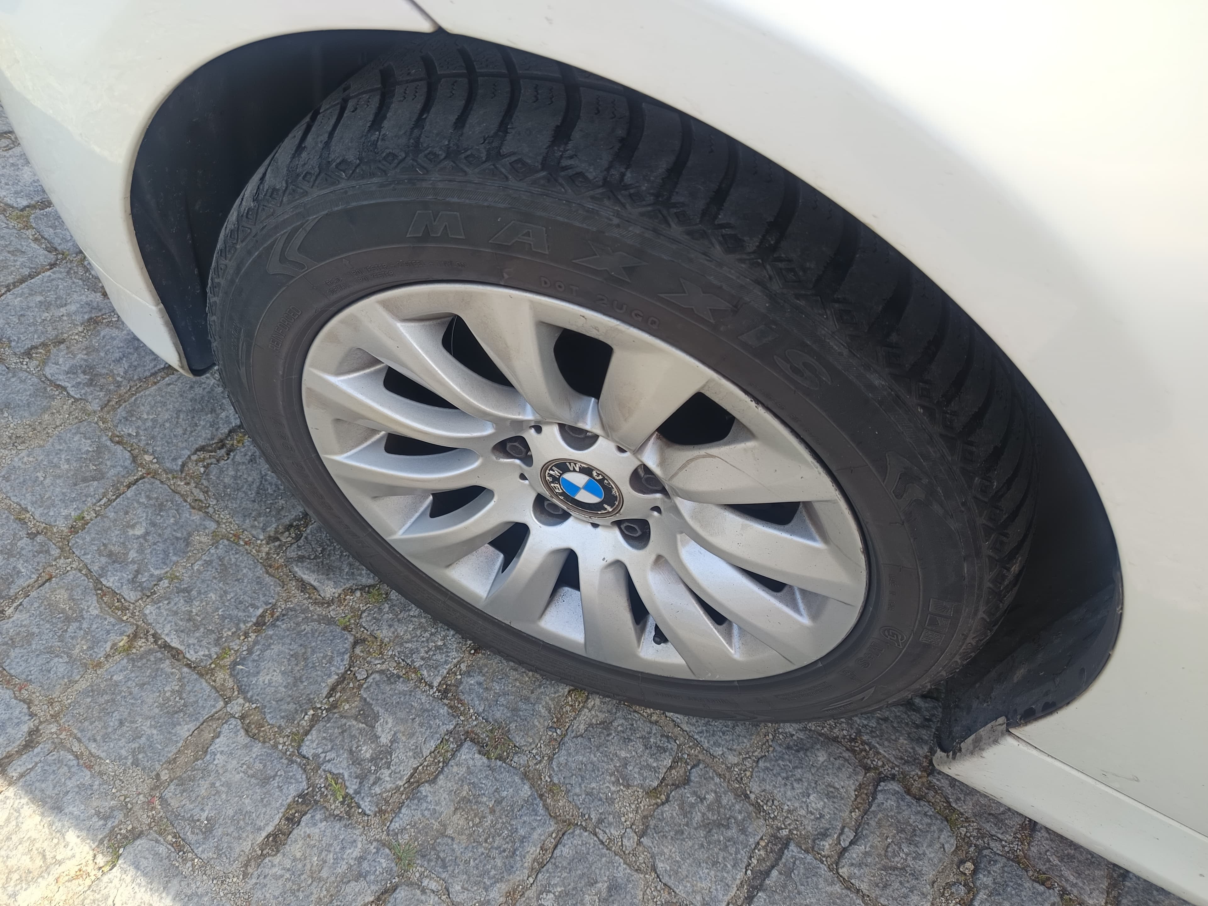 BMW 320d · Ano 2008 — image 13