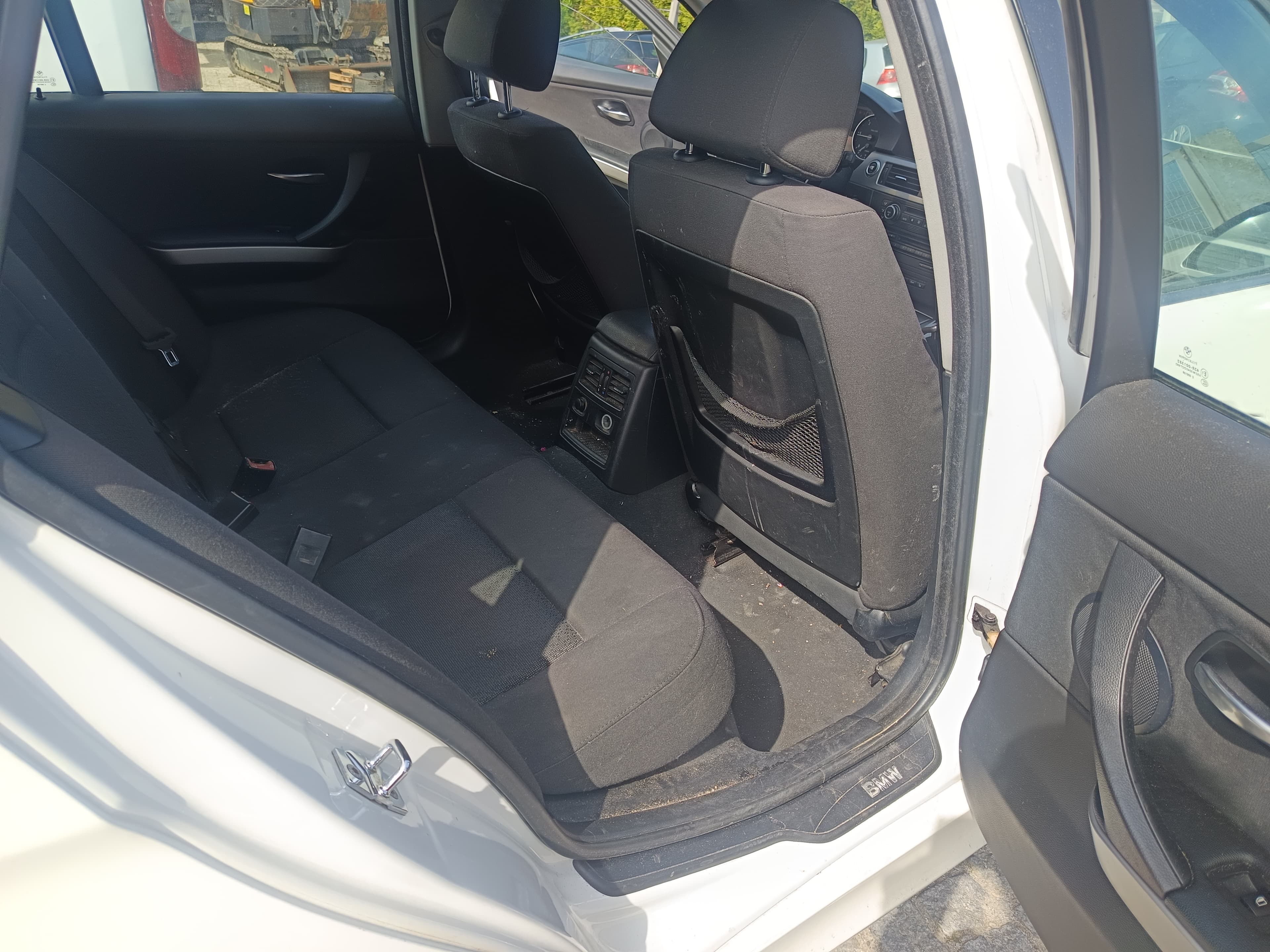 BMW 320d · Ano 2008 — image 39