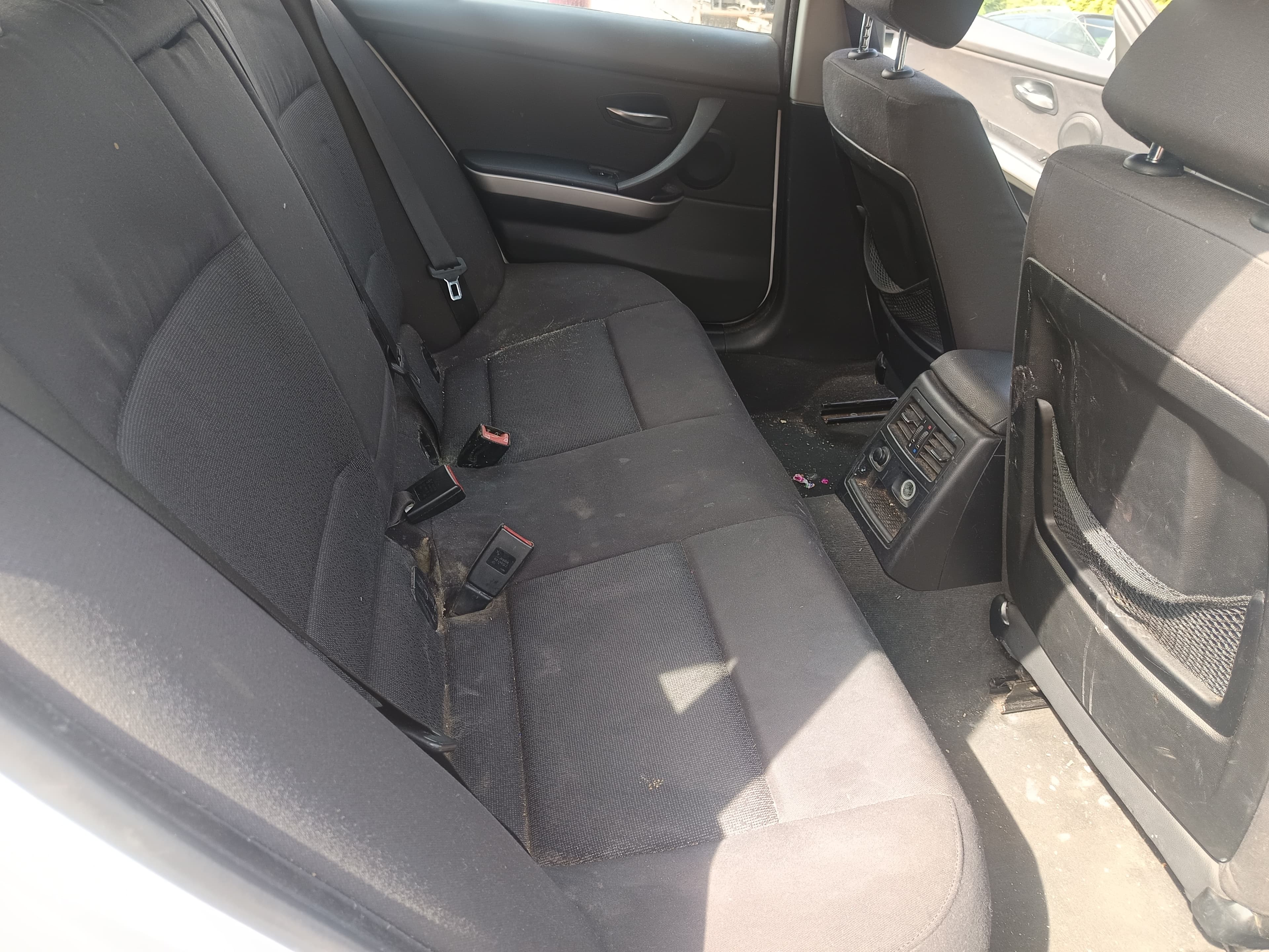 BMW 320d · Ano 2008 — image 41