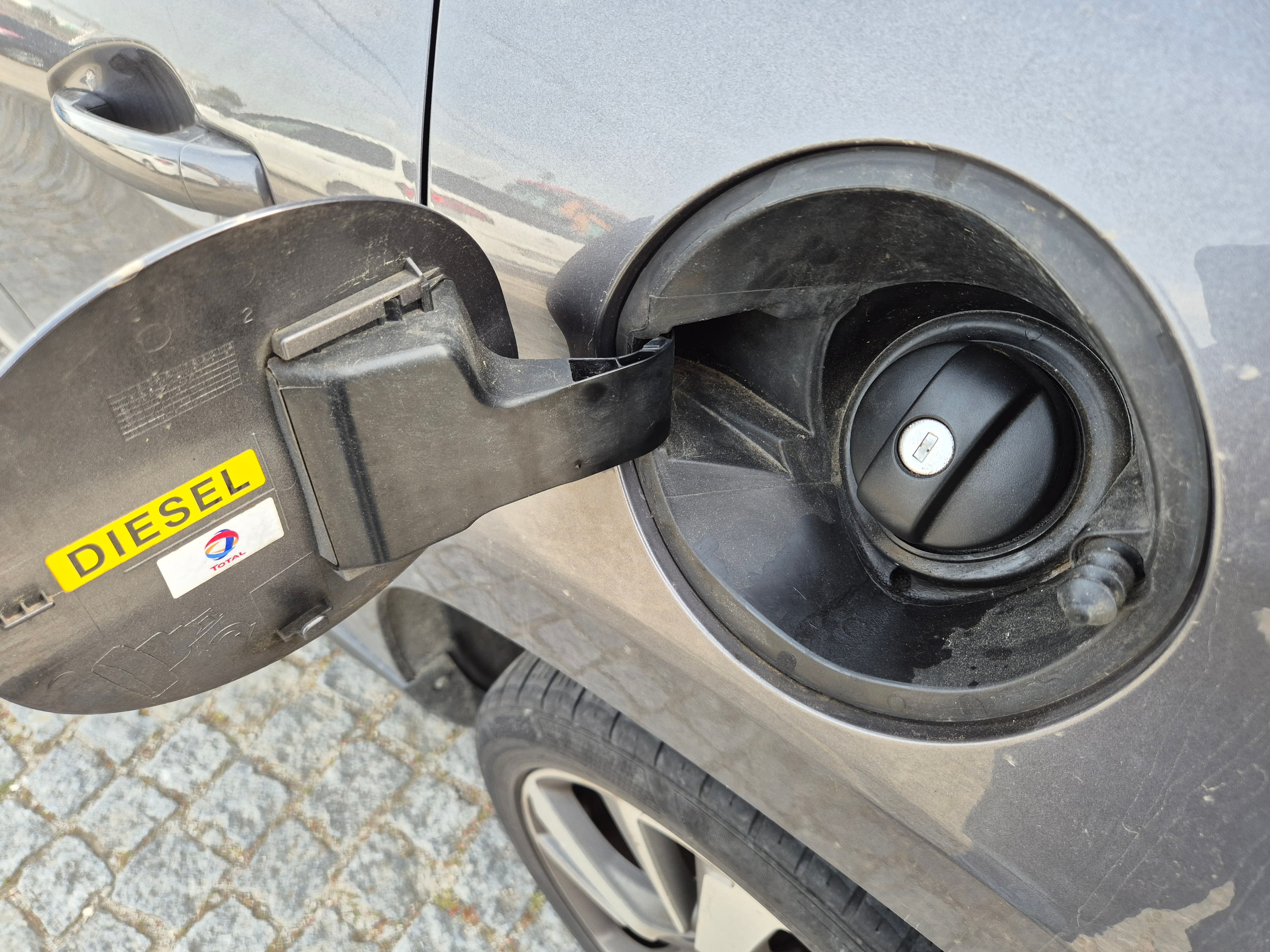 Peugeot 2008 · Ano 2015 — imagem 14