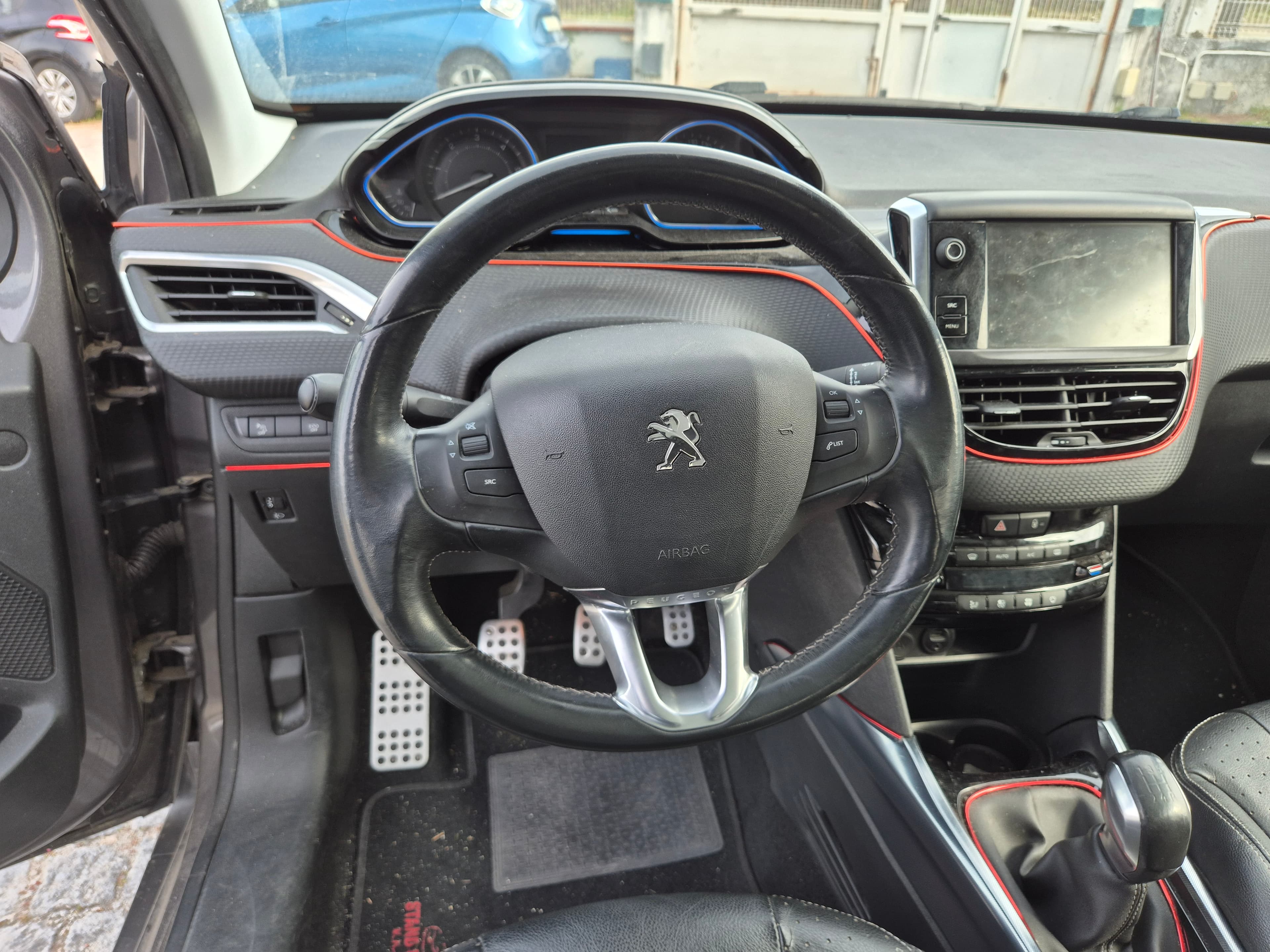 Peugeot 2008 · Ano 2015 — imagem 27