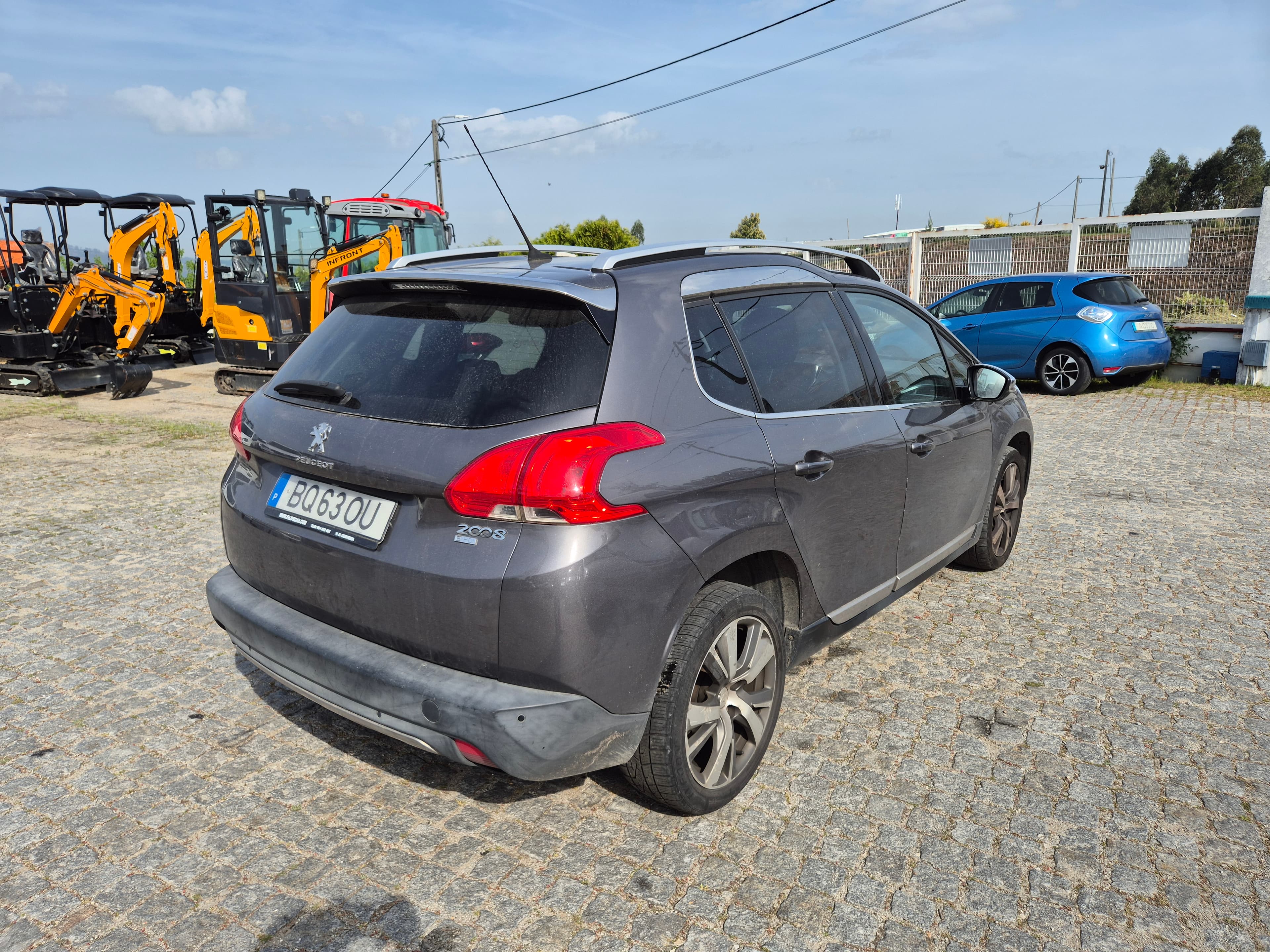 Peugeot 2008 · Ano 2015 — imagem 4