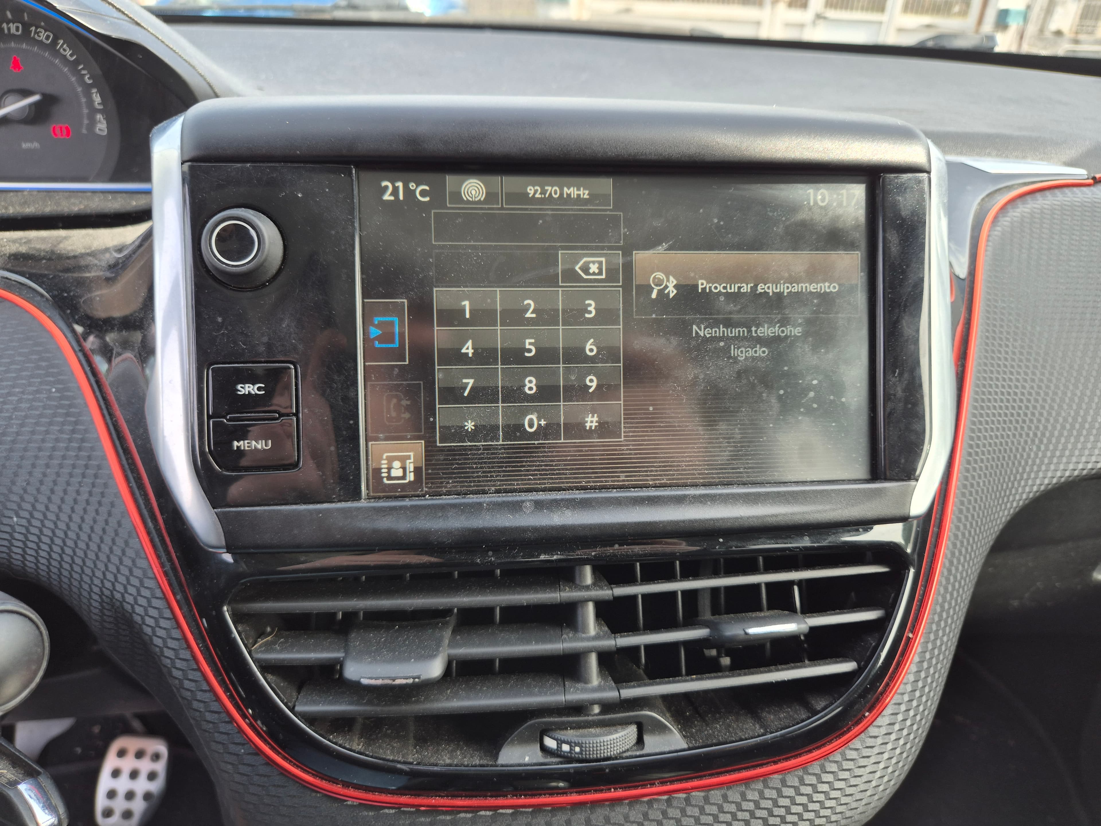 Peugeot 2008 · Ano 2015 — imagem 45