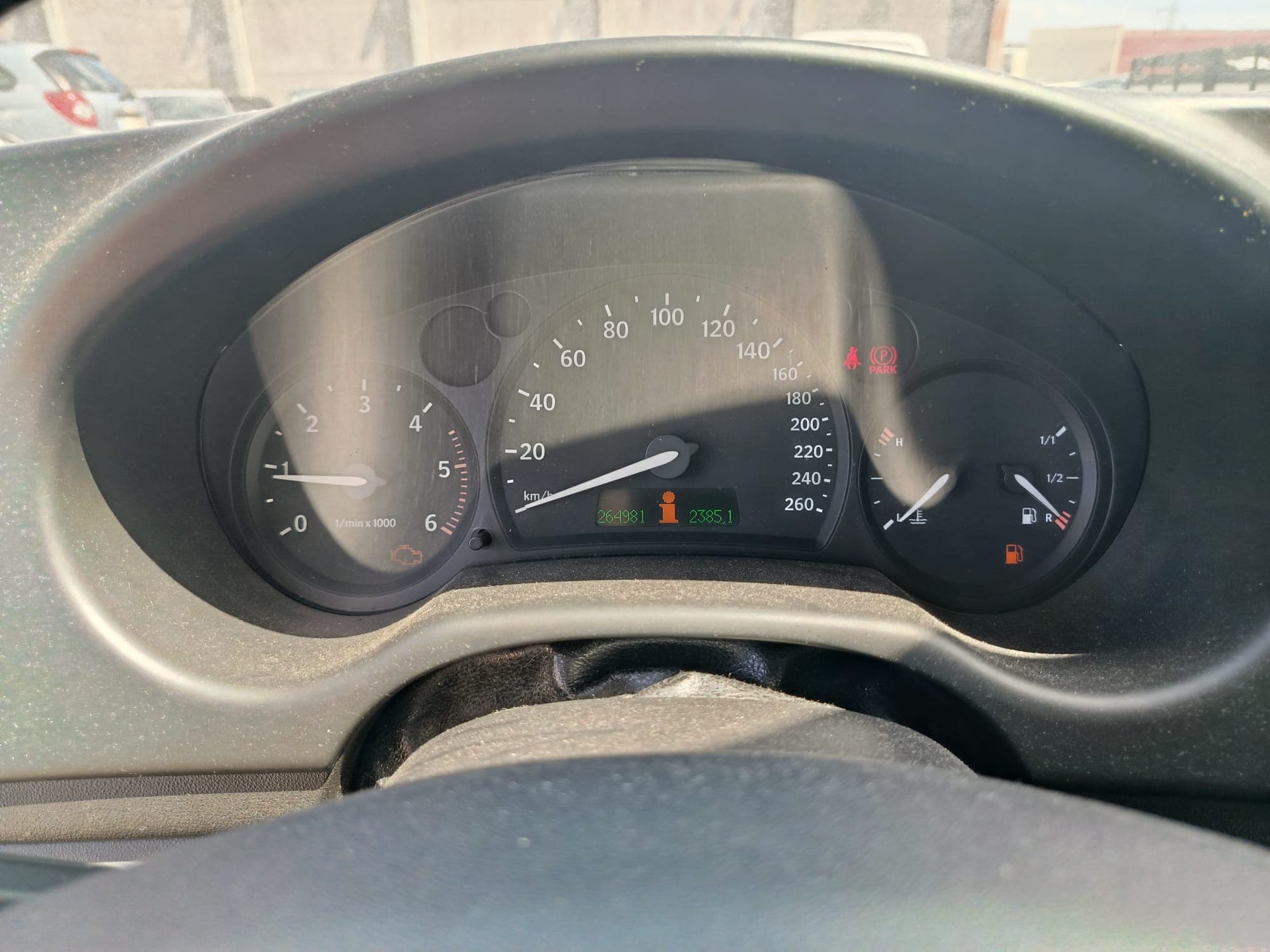 SAAB 2.2 TiD · Ano 2003 — imagen 8