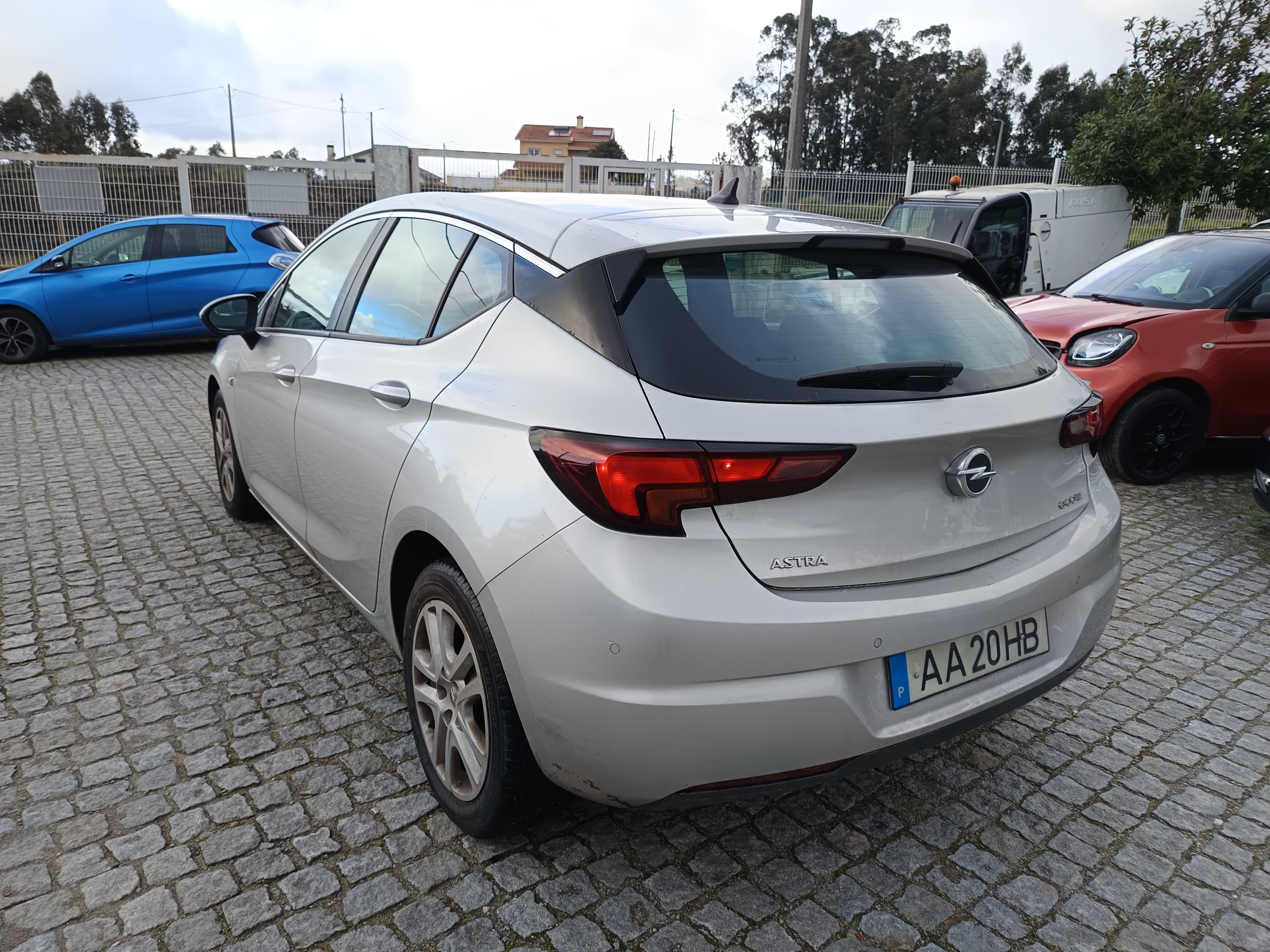 Opel Astra 1.6 CDTi · Ano 2016 — imagem 7