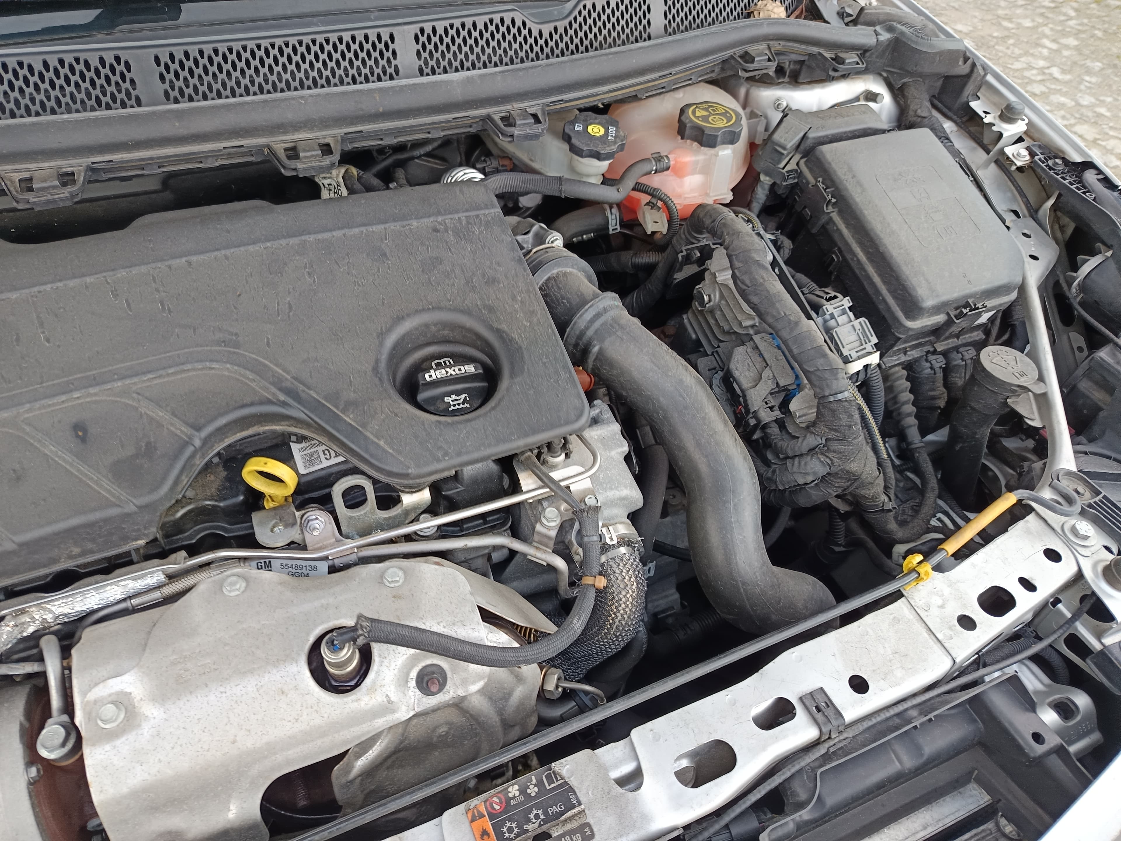 Opel Astra 1.6 CDTi · Ano 2016 — imagem 10
