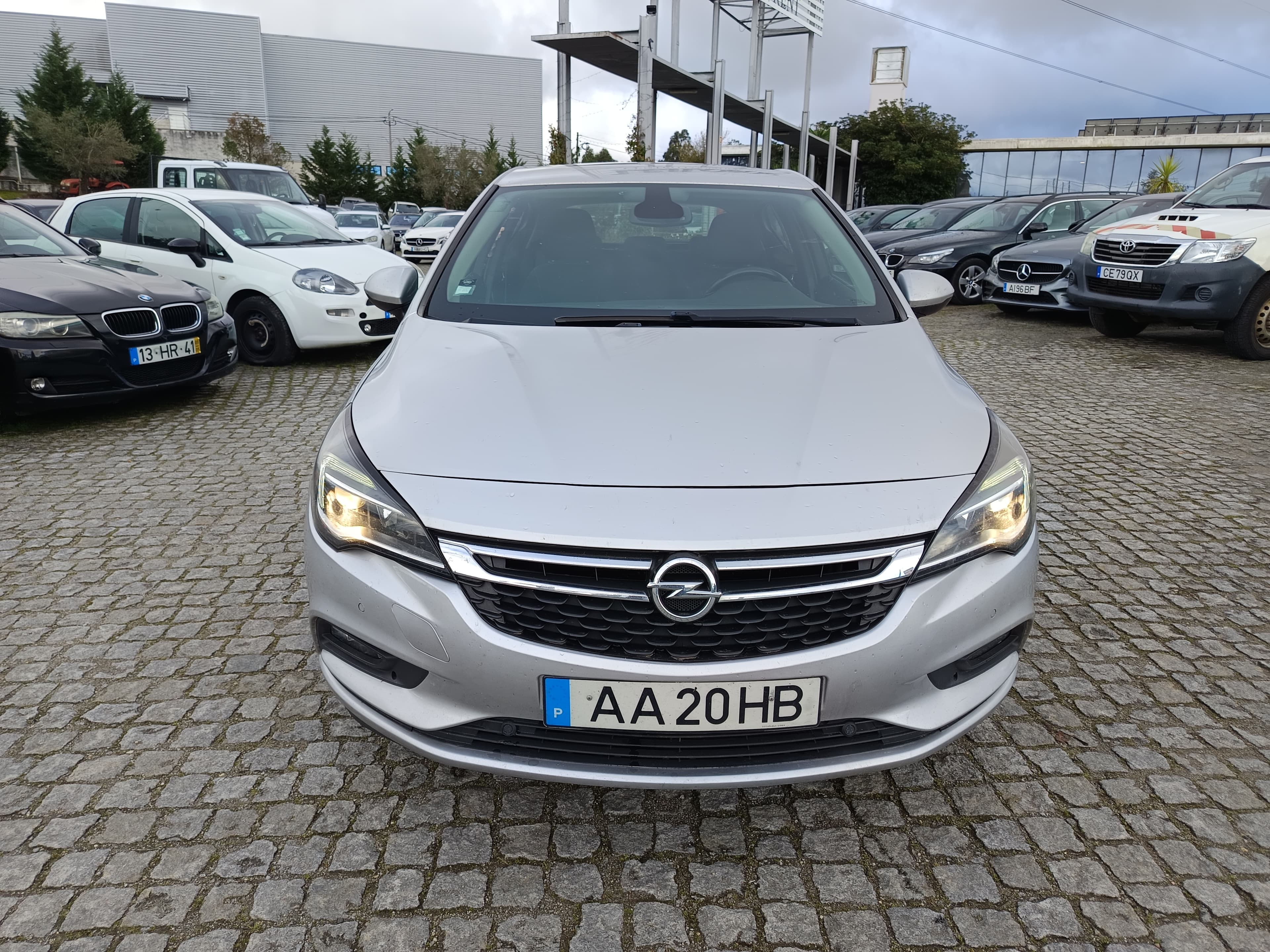 Opel Astra 1.6 CDTi · Ano 2016 — imagem 2