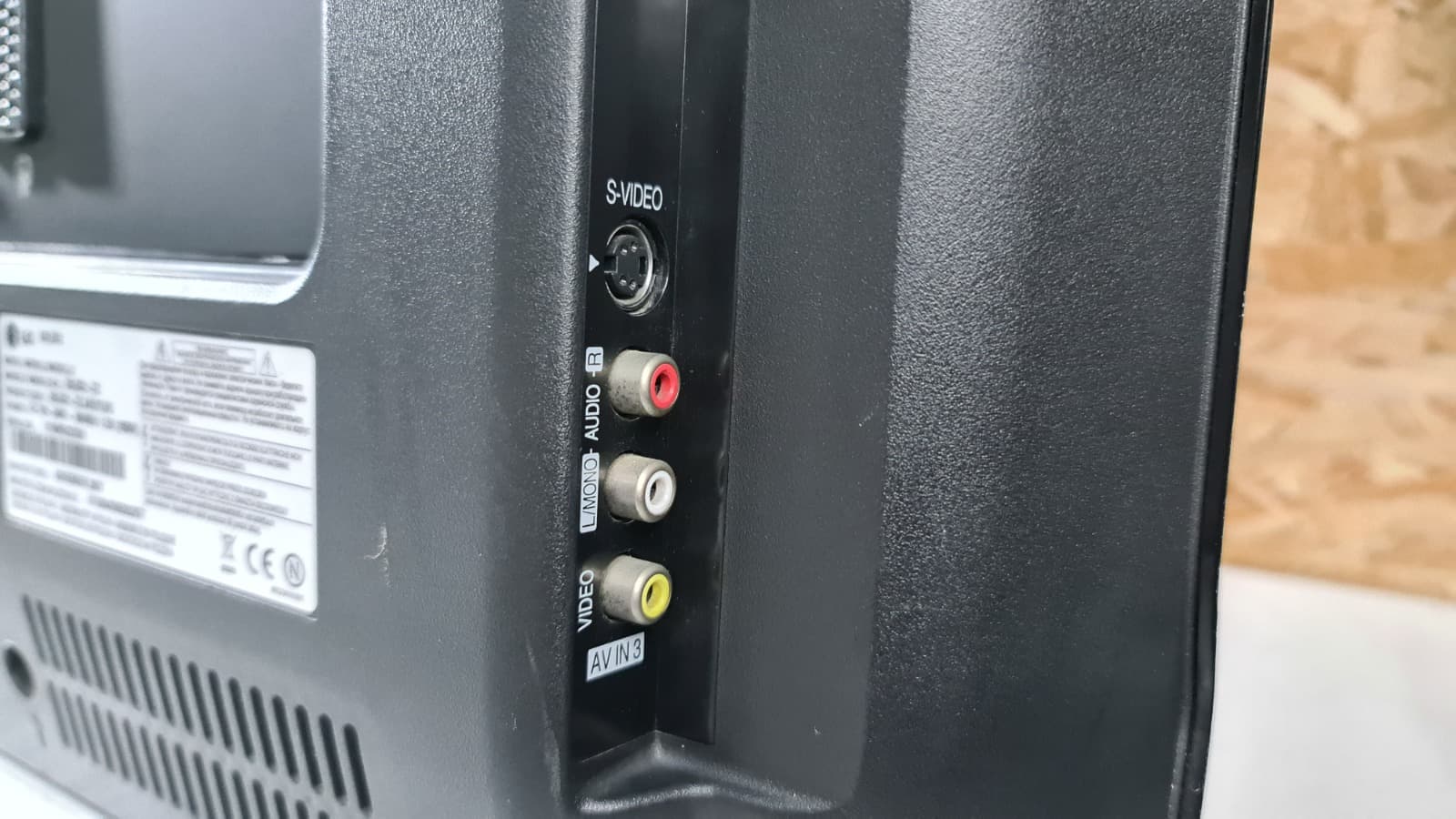 Televisão LG 32LC52 — imagen 8