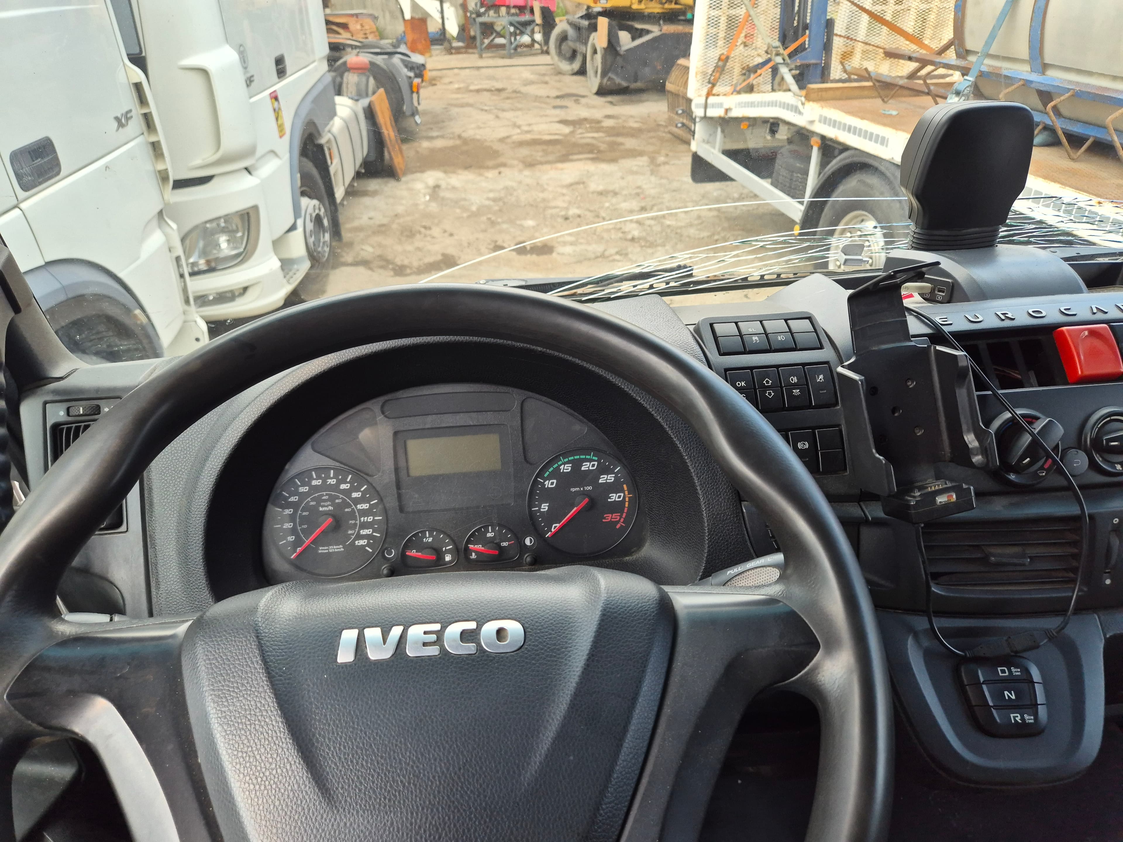 Iveco Eurocargo 140E · Ano 2019 — imagem 28