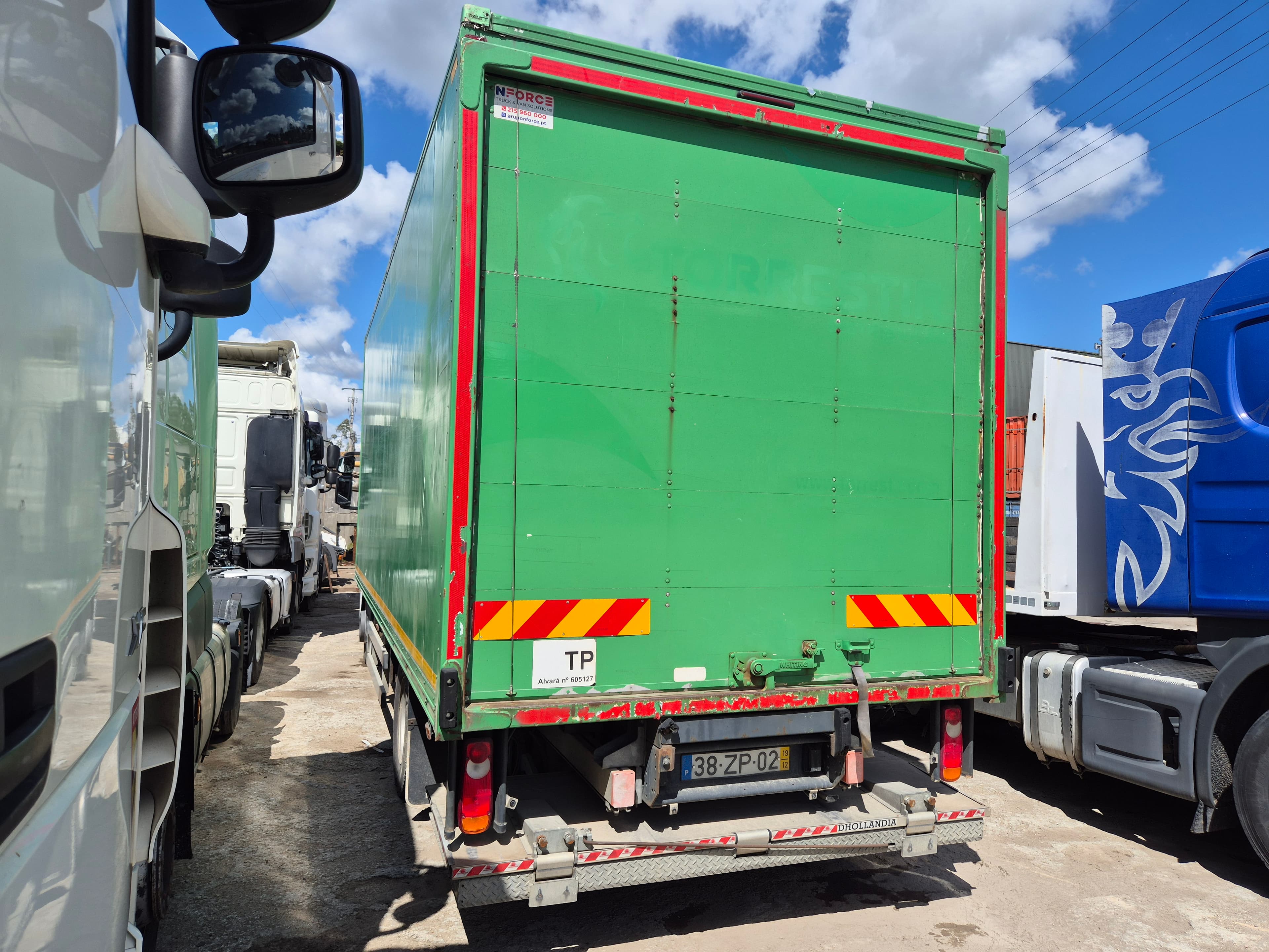 Iveco Eurocargo 140E · Ano 2019 — imagem 4