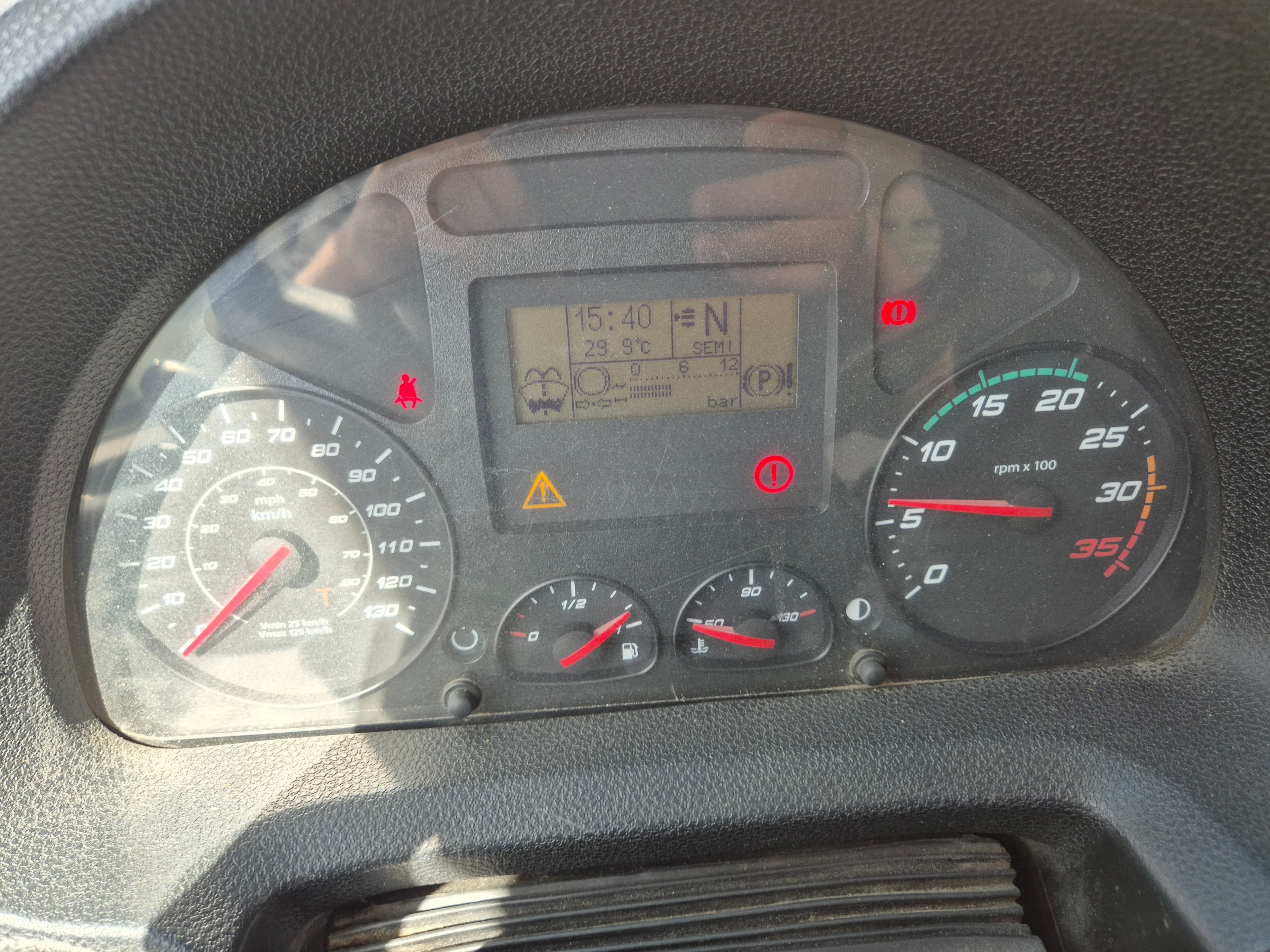Iveco Eurocargo 140E · Ano 2019 — imagem 34