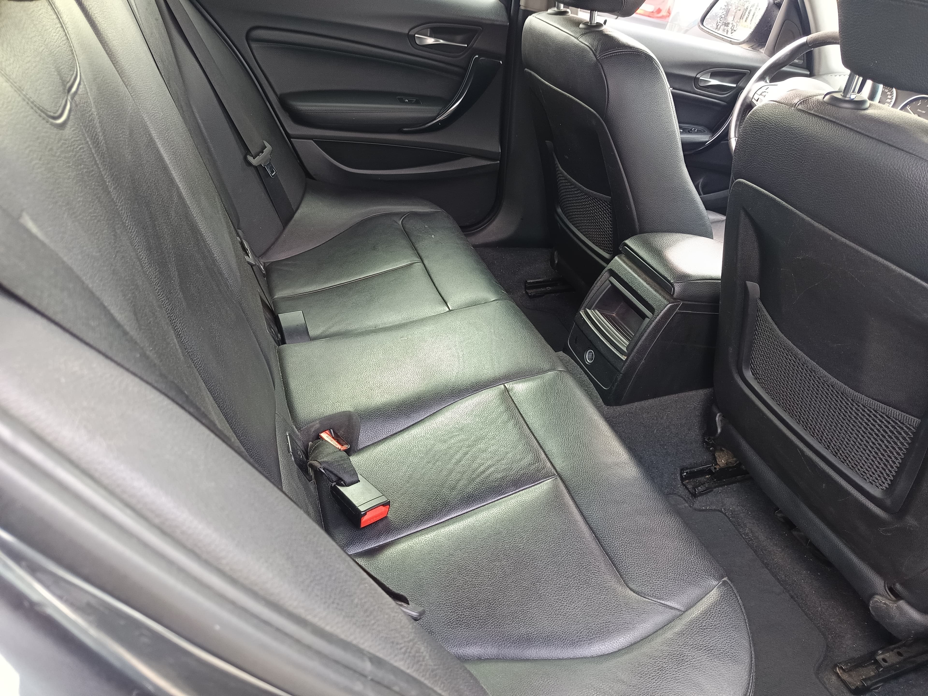 BMW 116d · Ano 2015 — imagen 22