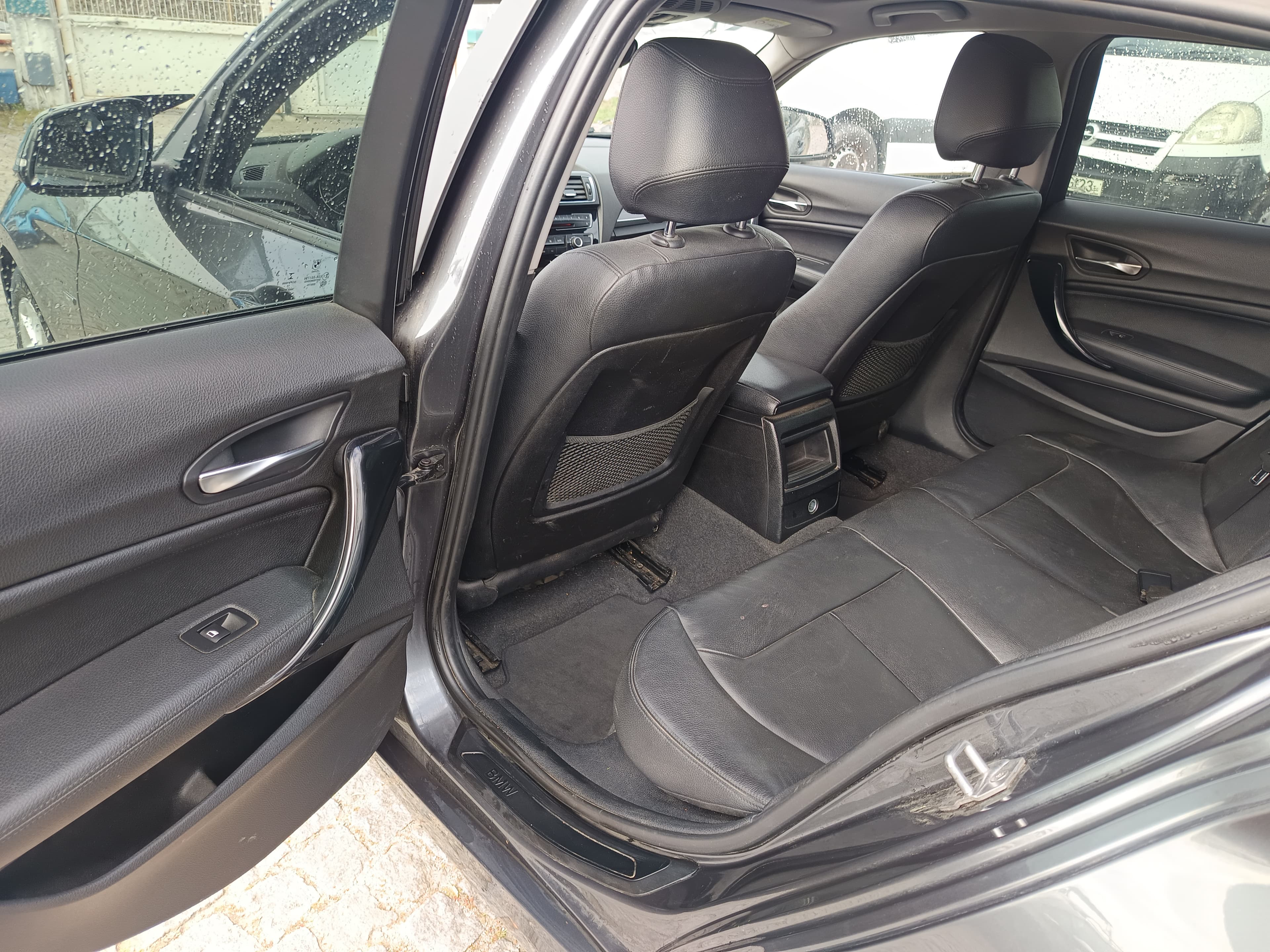 BMW 116d · Ano 2015 — imagen 27