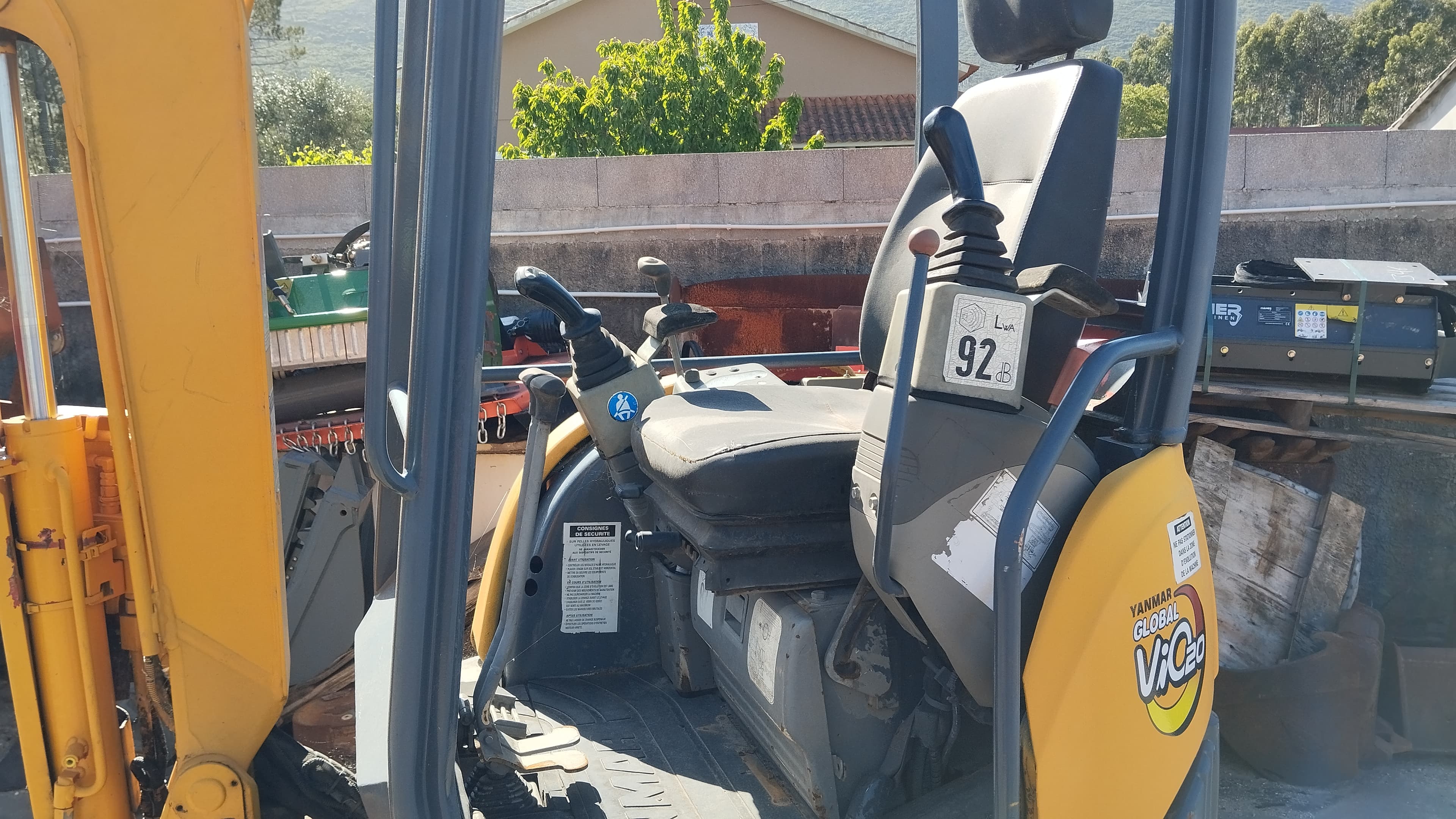 Mini giratória Yanmar Vio20 2013 — imagen 4