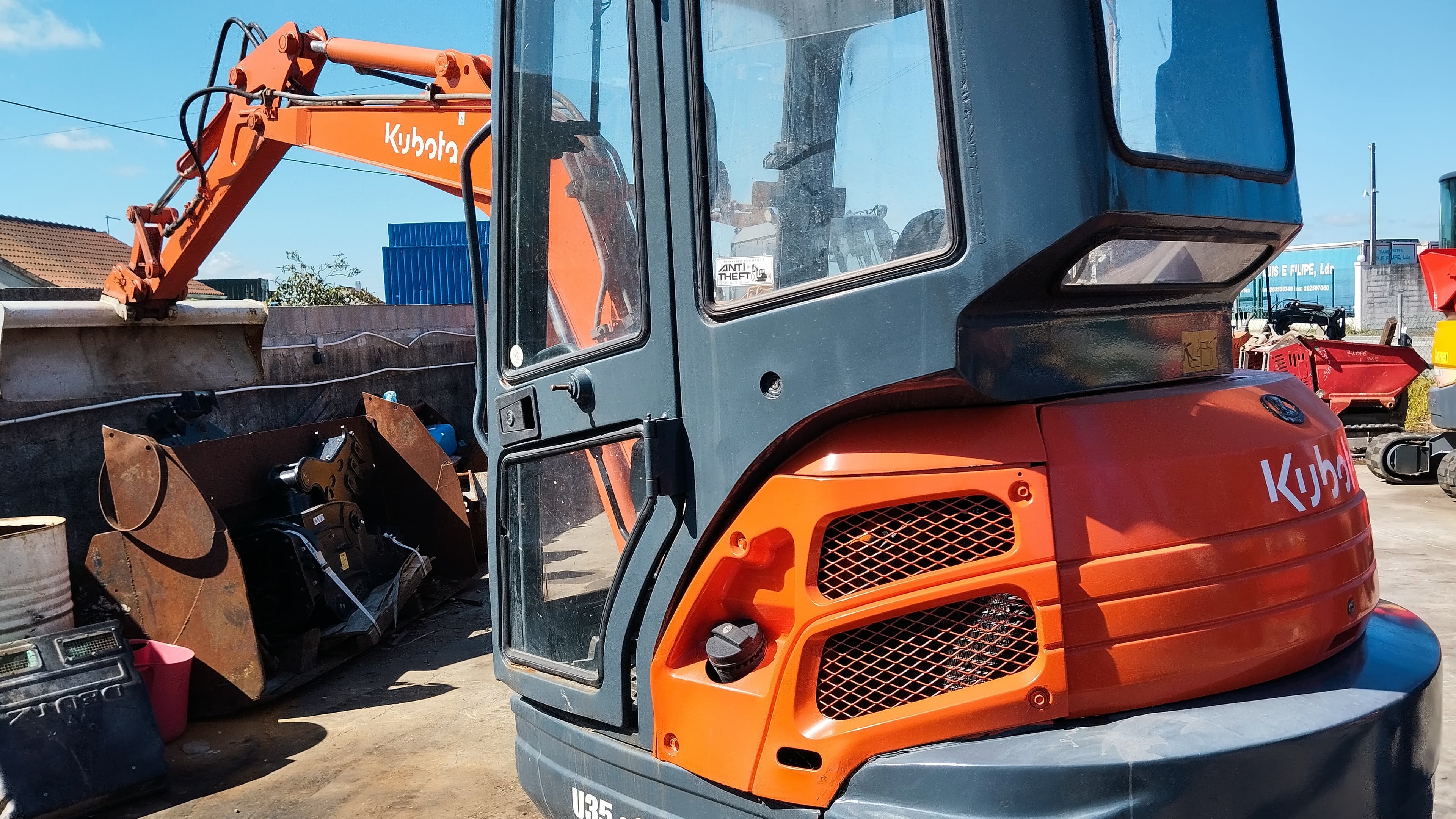 Giratória Kubota U35 — imagem 3