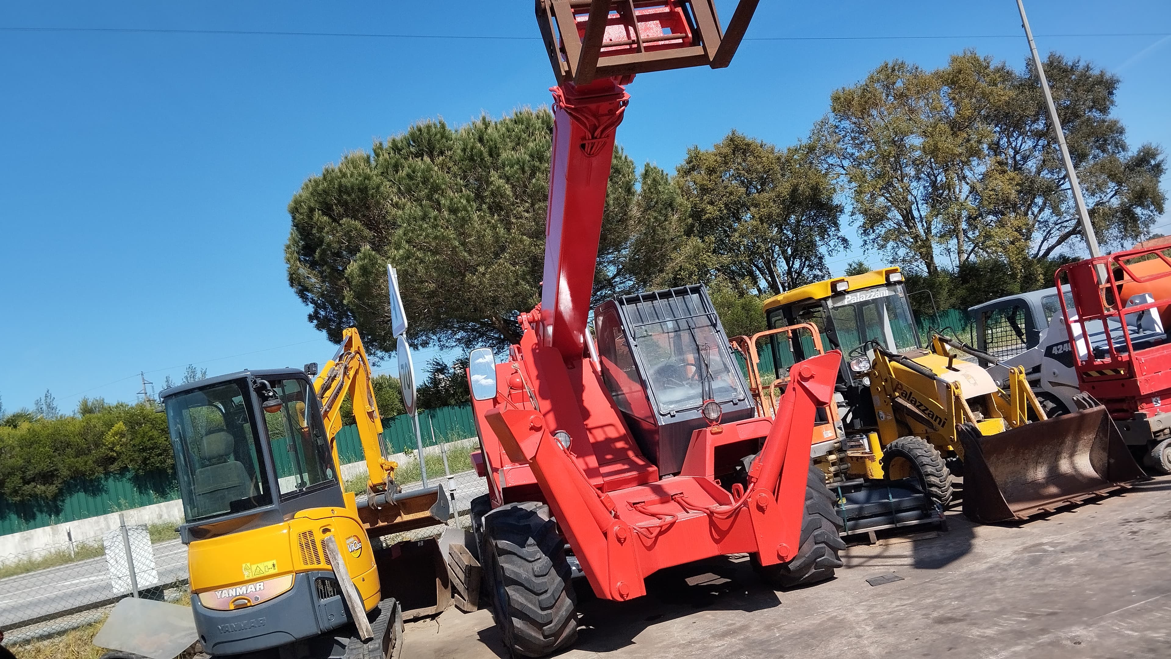 Multifunções telescópico Manitou 1230 — imagen 4
