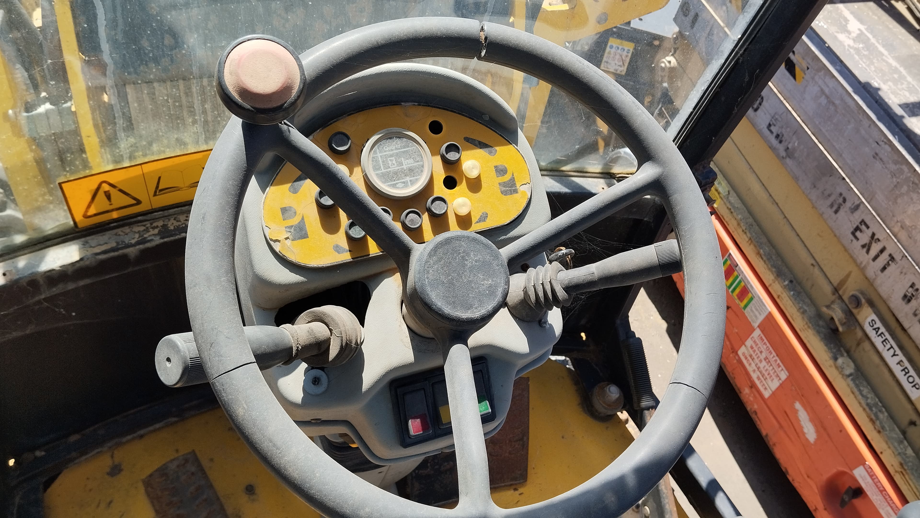 Retroescavadora PALLAZANI PB30 — imagem 8