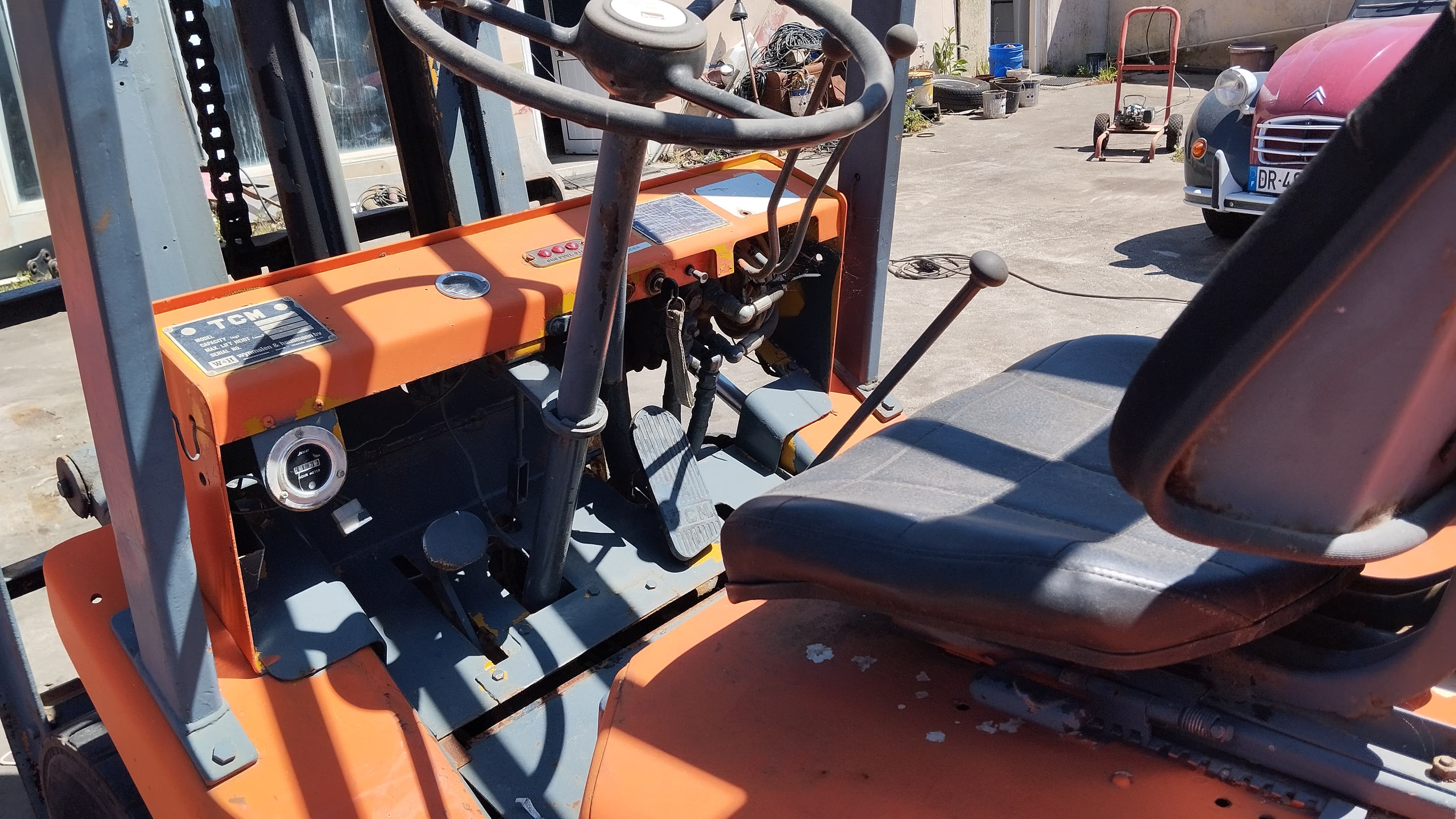 TCM FD25 Forklift Forklift — image 4