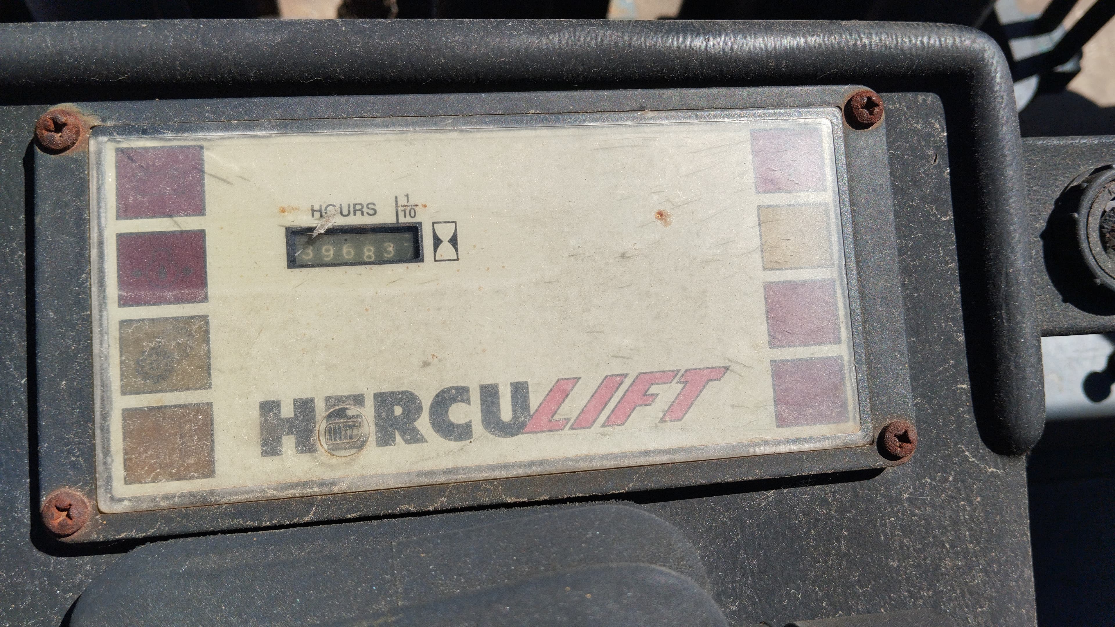 HERCU TH25 Forklift — image 5