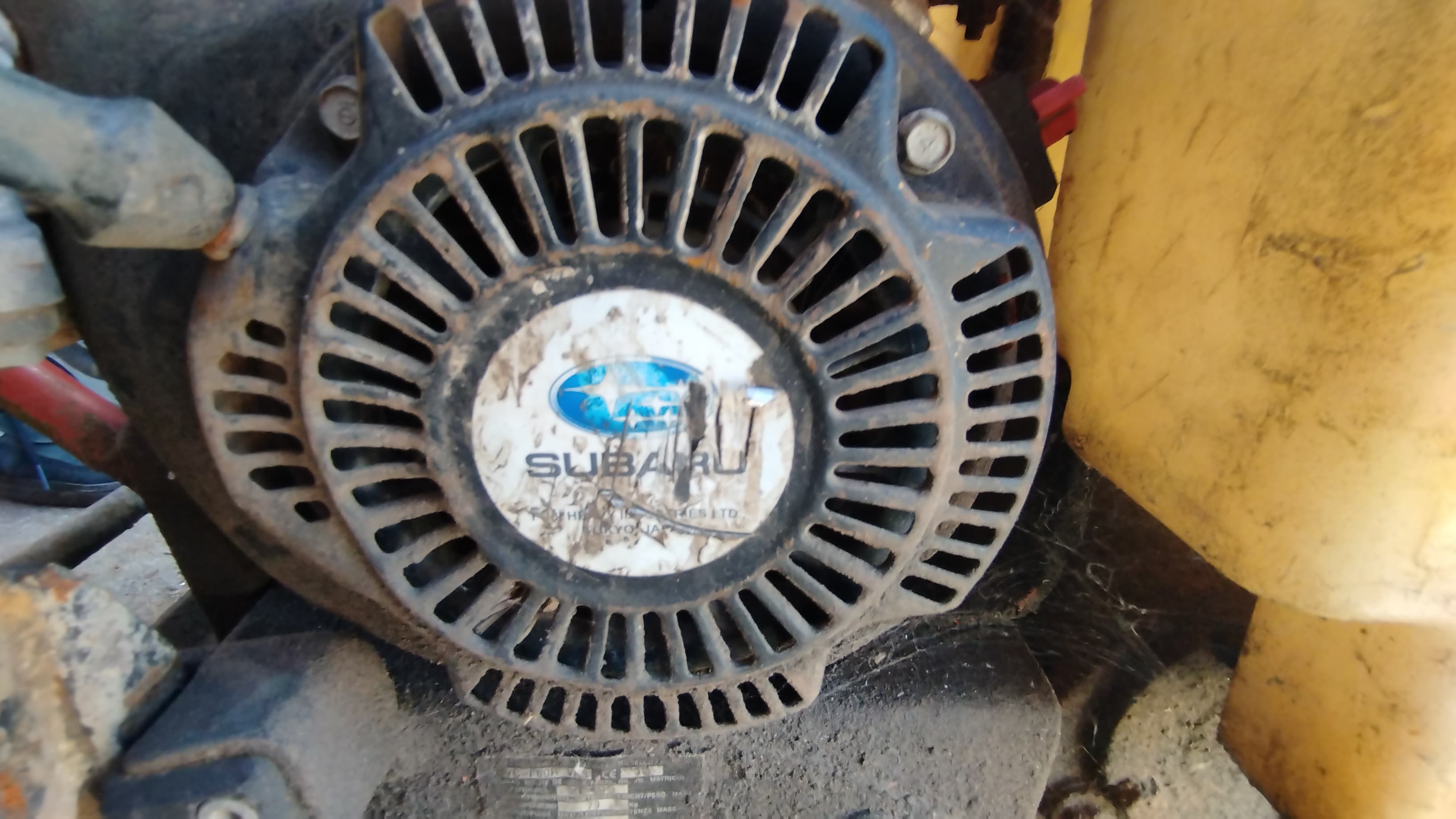 Placa vibratoria Subaru — imagen 3
