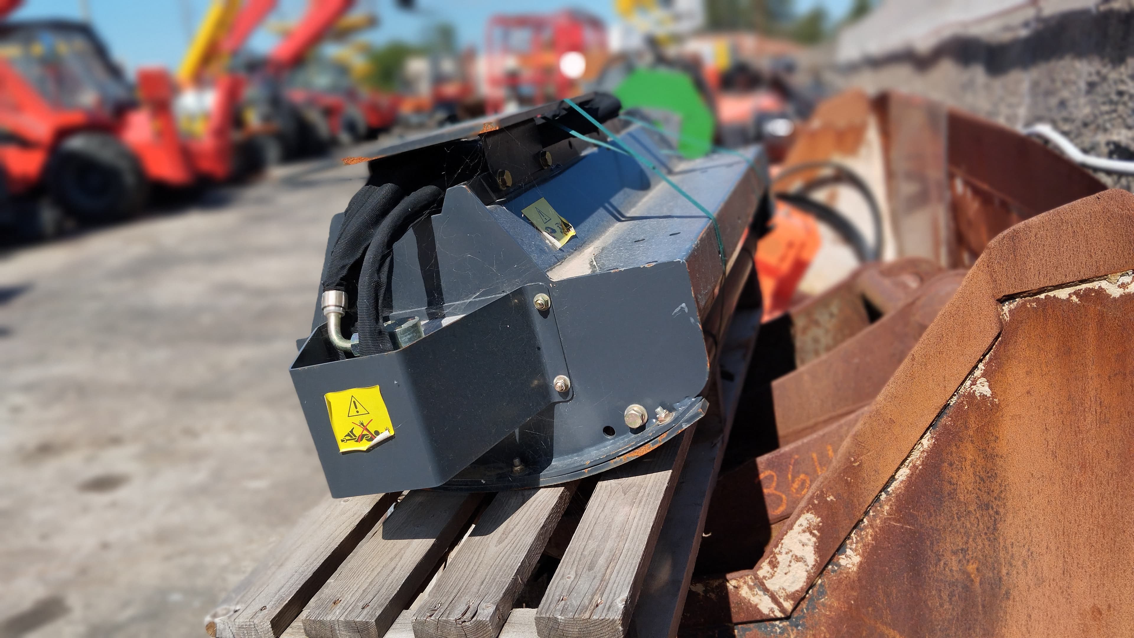 Corta mato martelos HANGER HML 800 — imagen 3