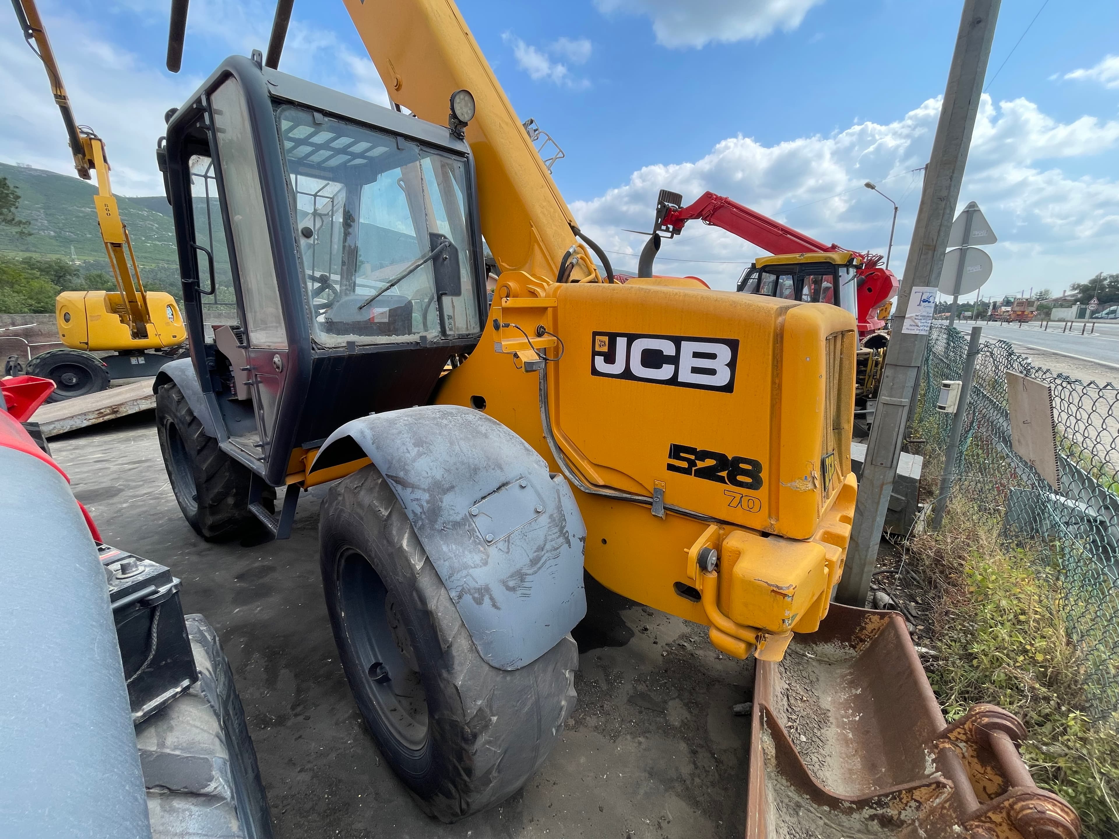 Empilhador Telescópico JCB 528 70 · Ano de 2000 — imagem 2