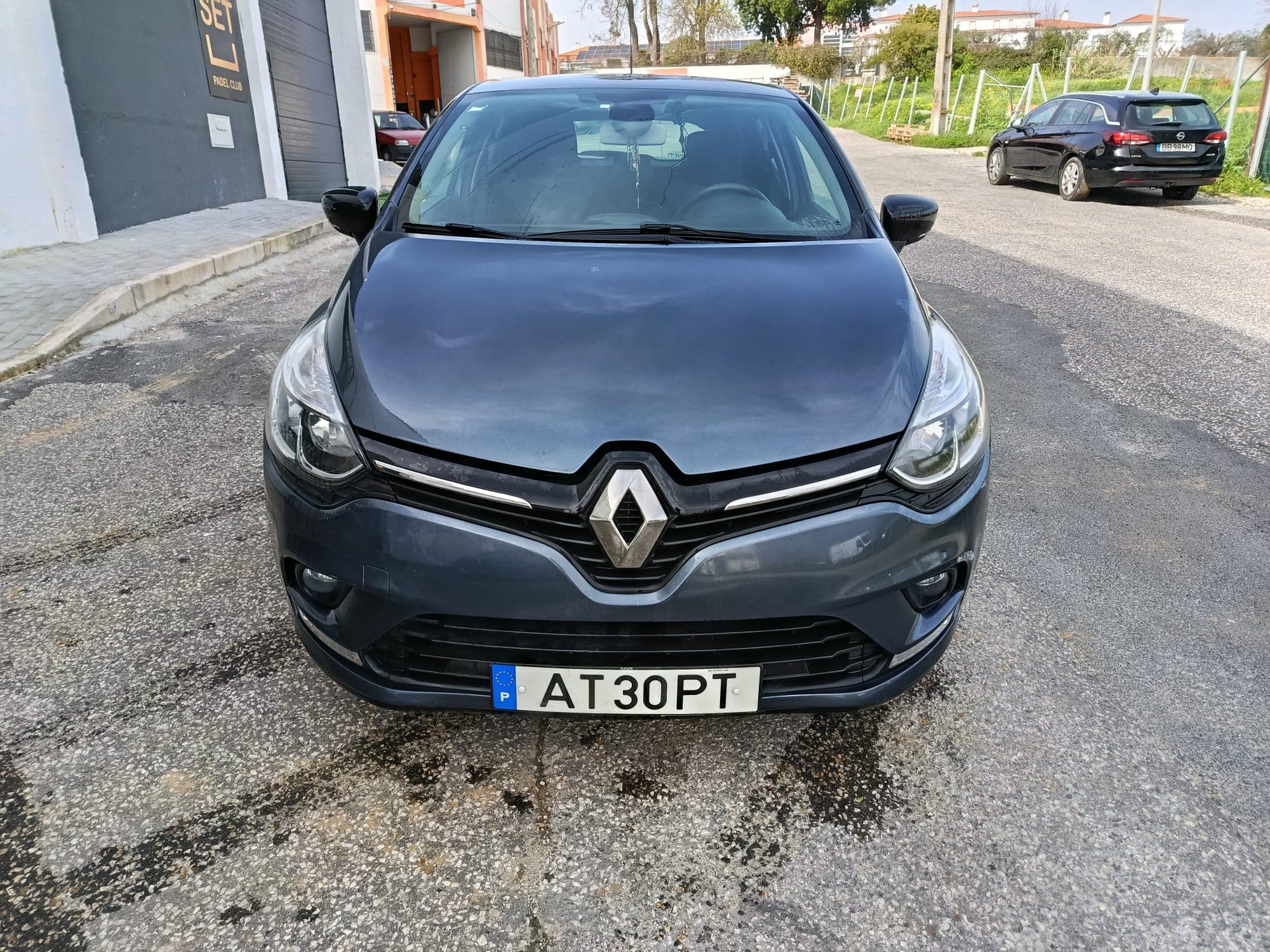Renault Clio · Ano 2020 — imagen 2