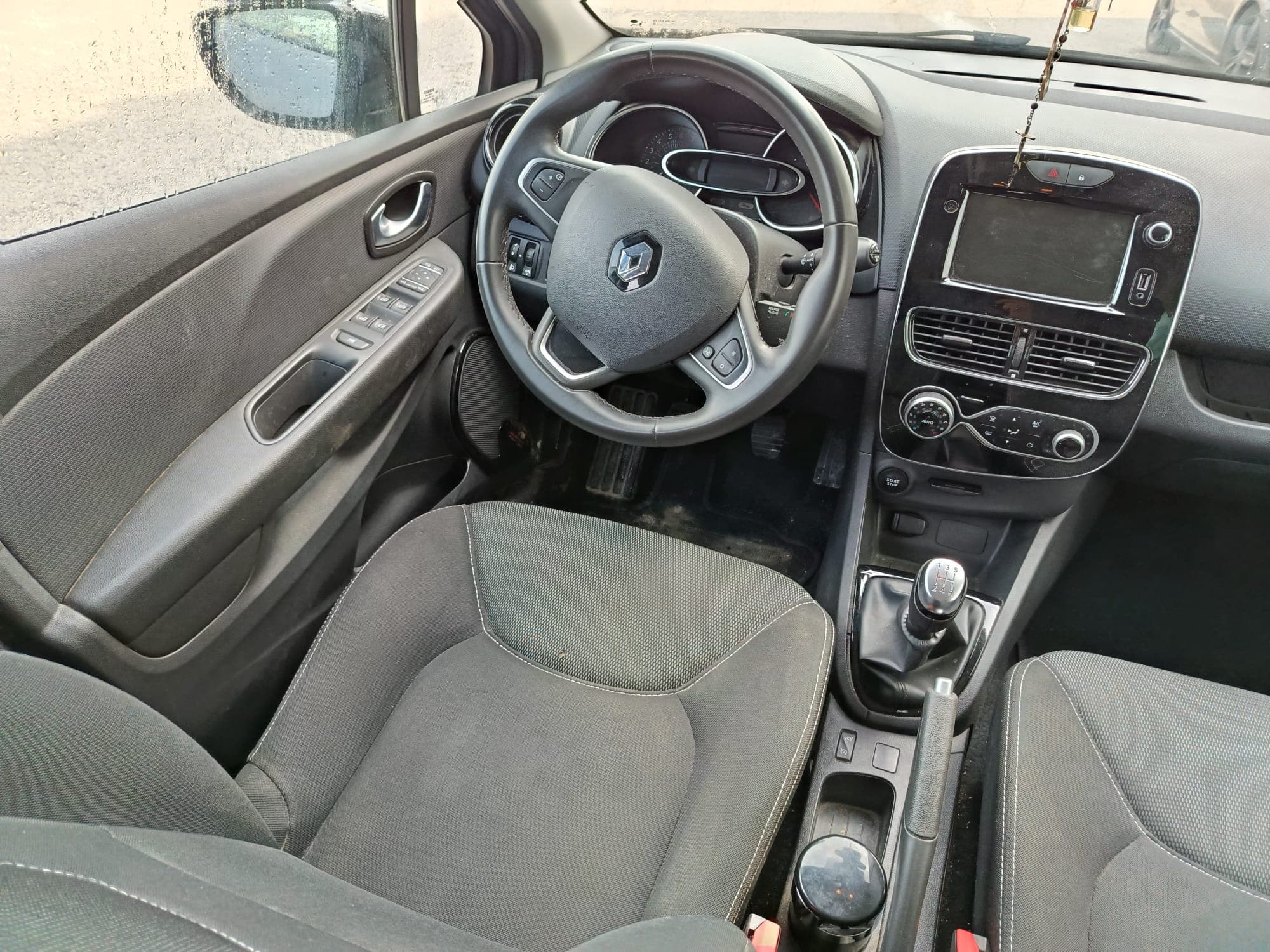 Renault Clio · Ano 2020 — imagen 17