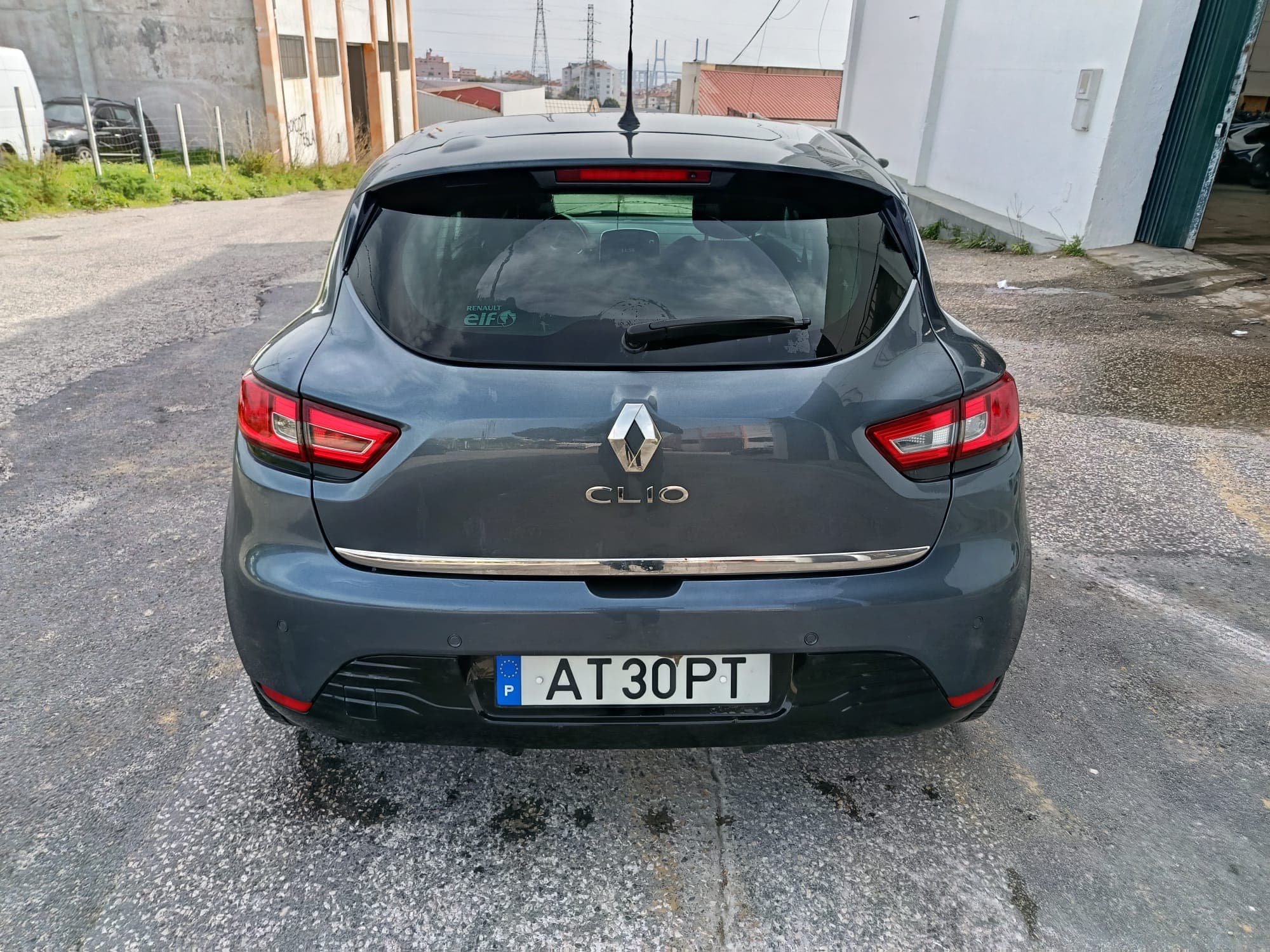 Renault Clio · Ano 2020 — imagen 5