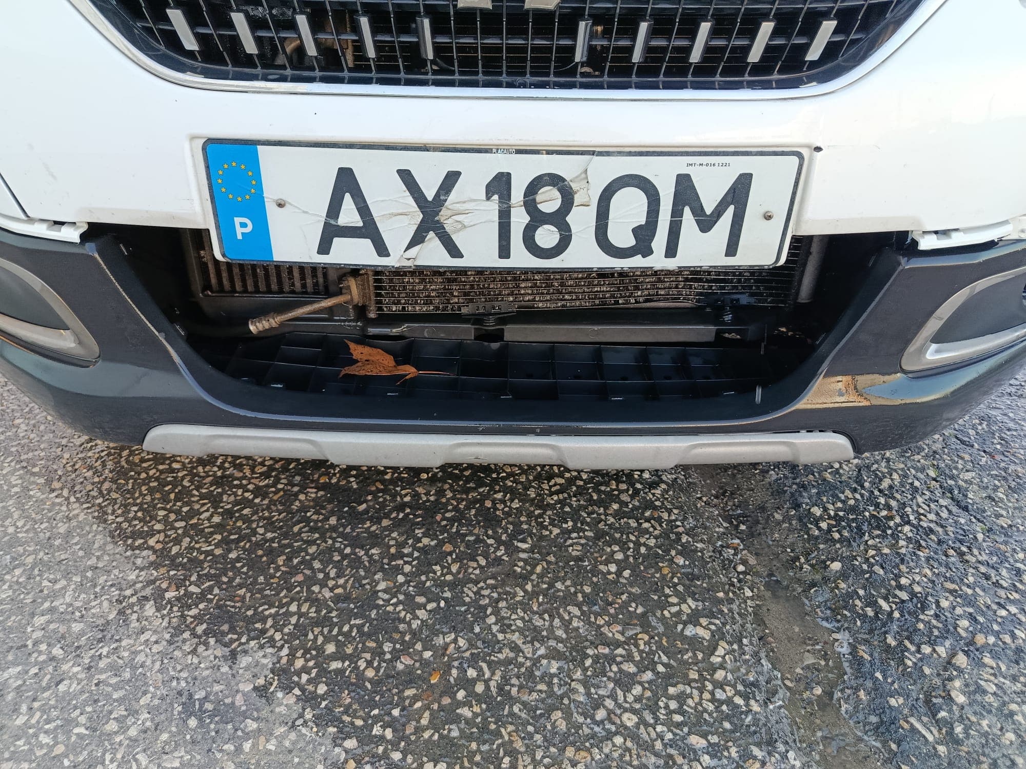 Peugeot 2008 · Ano 2017 — image 9