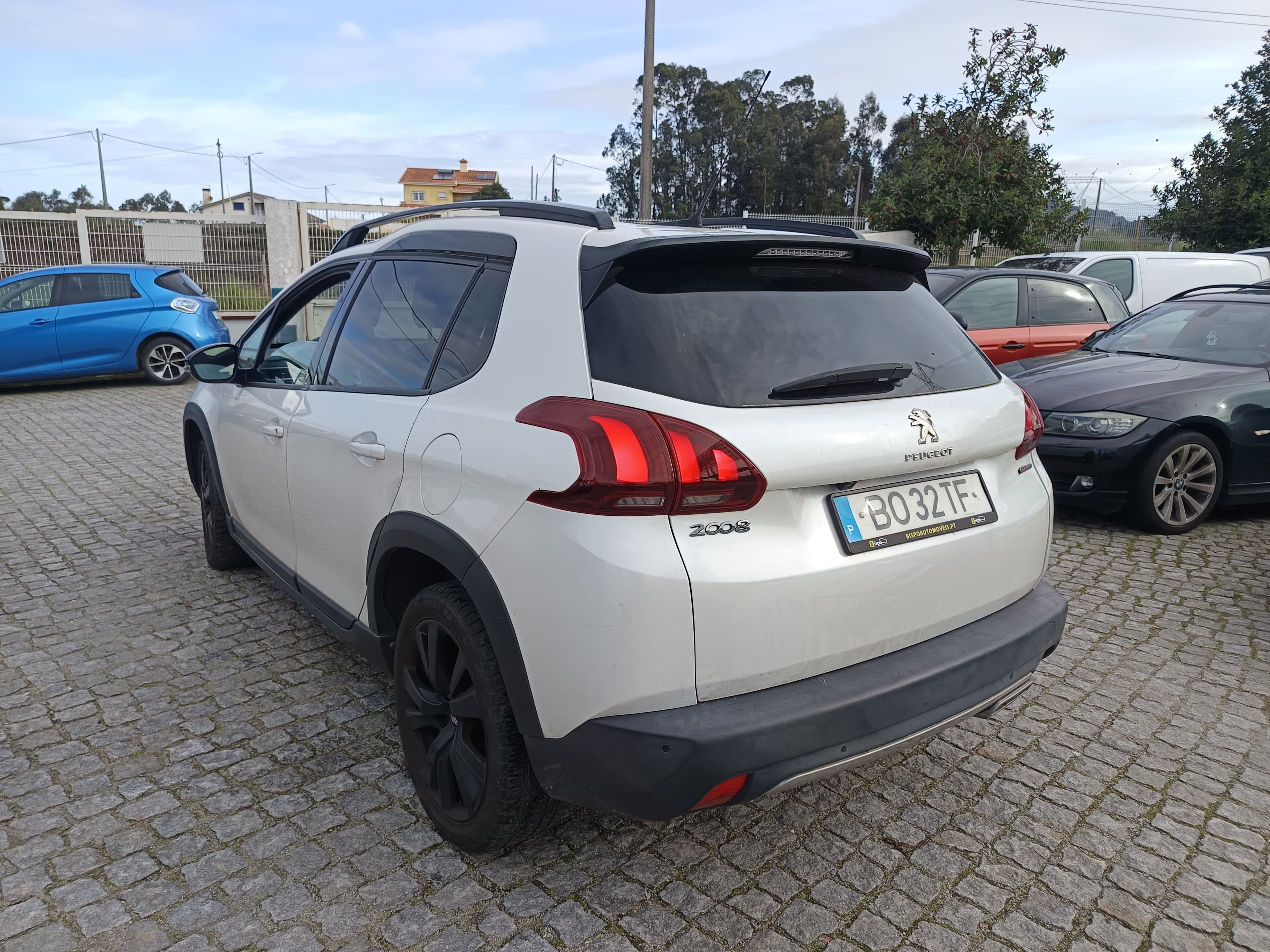 Peugeot 2008 · Ano 2017 — imagen 6