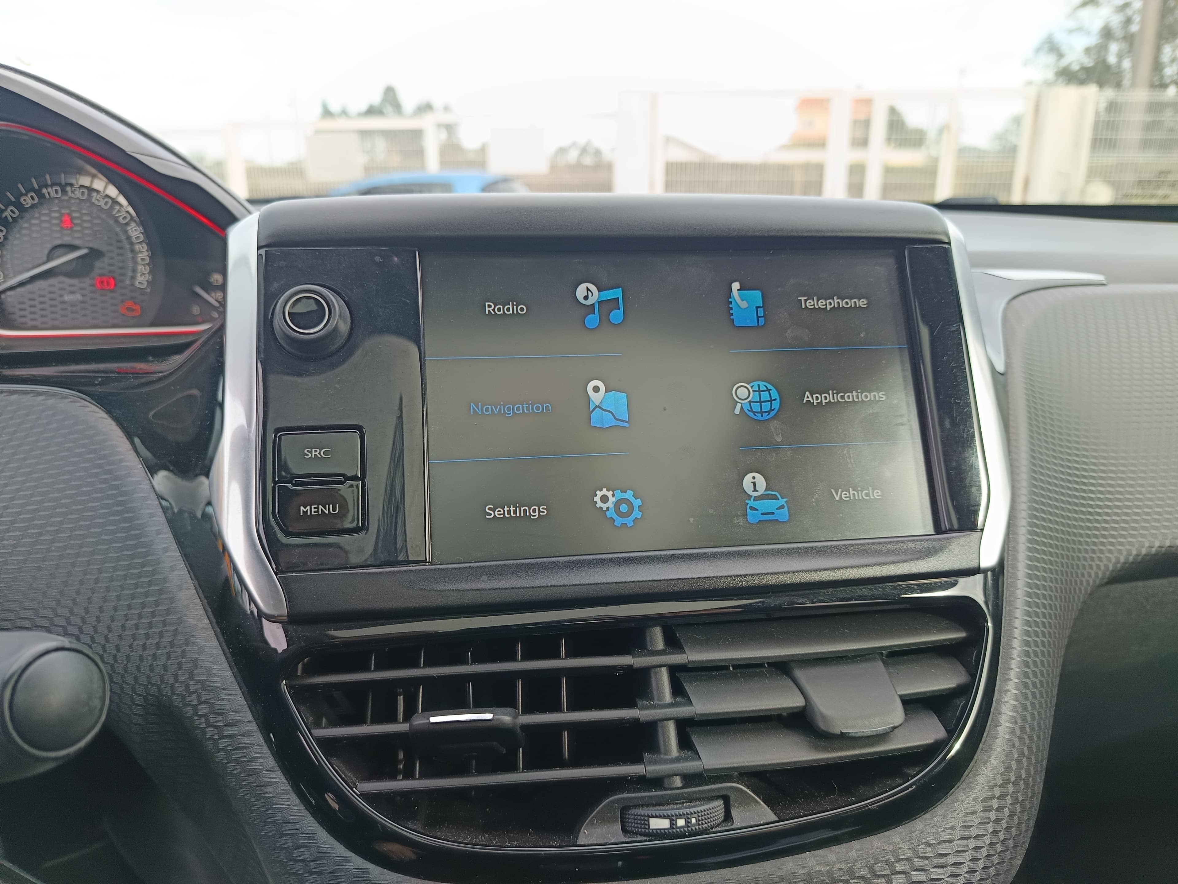 Peugeot 2008 · Ano 2017 — imagen 28